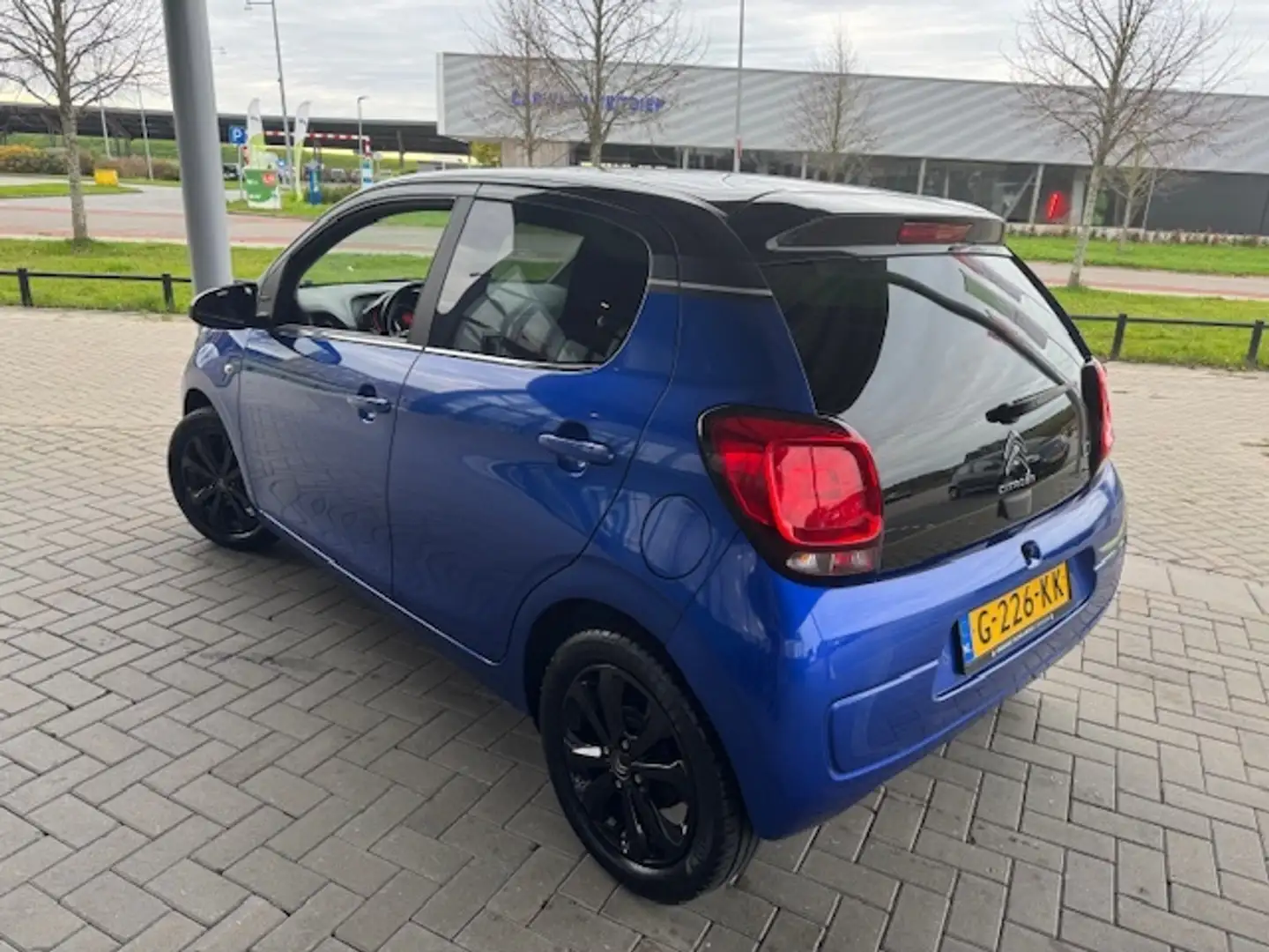 Citroen C1 1.0 VTi SHINE 5-DRS. LUXE UITVOERING!! Bleu - 2