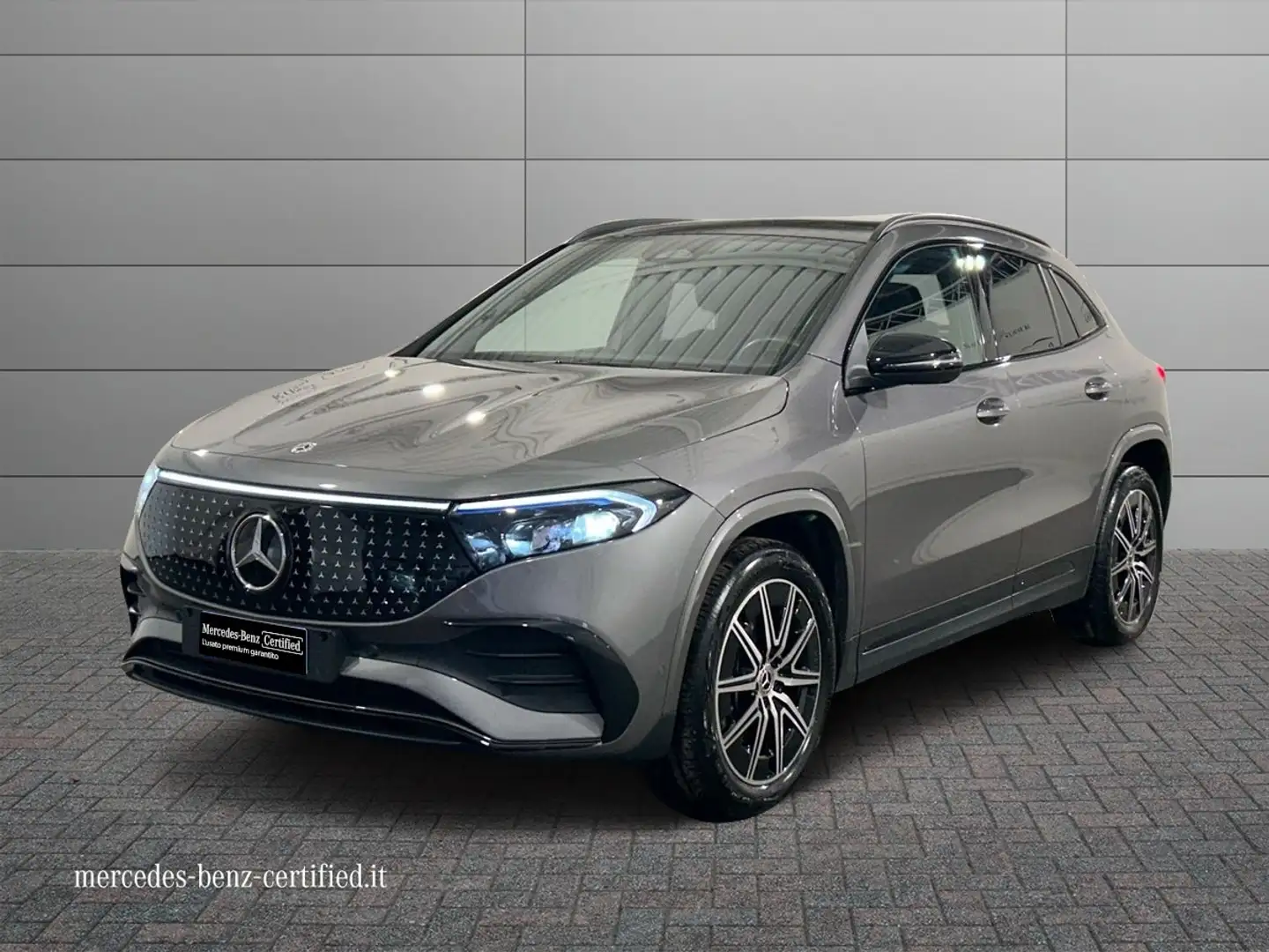Mercedes-Benz EQA 250 + AMG Line Advanced Gris - 1