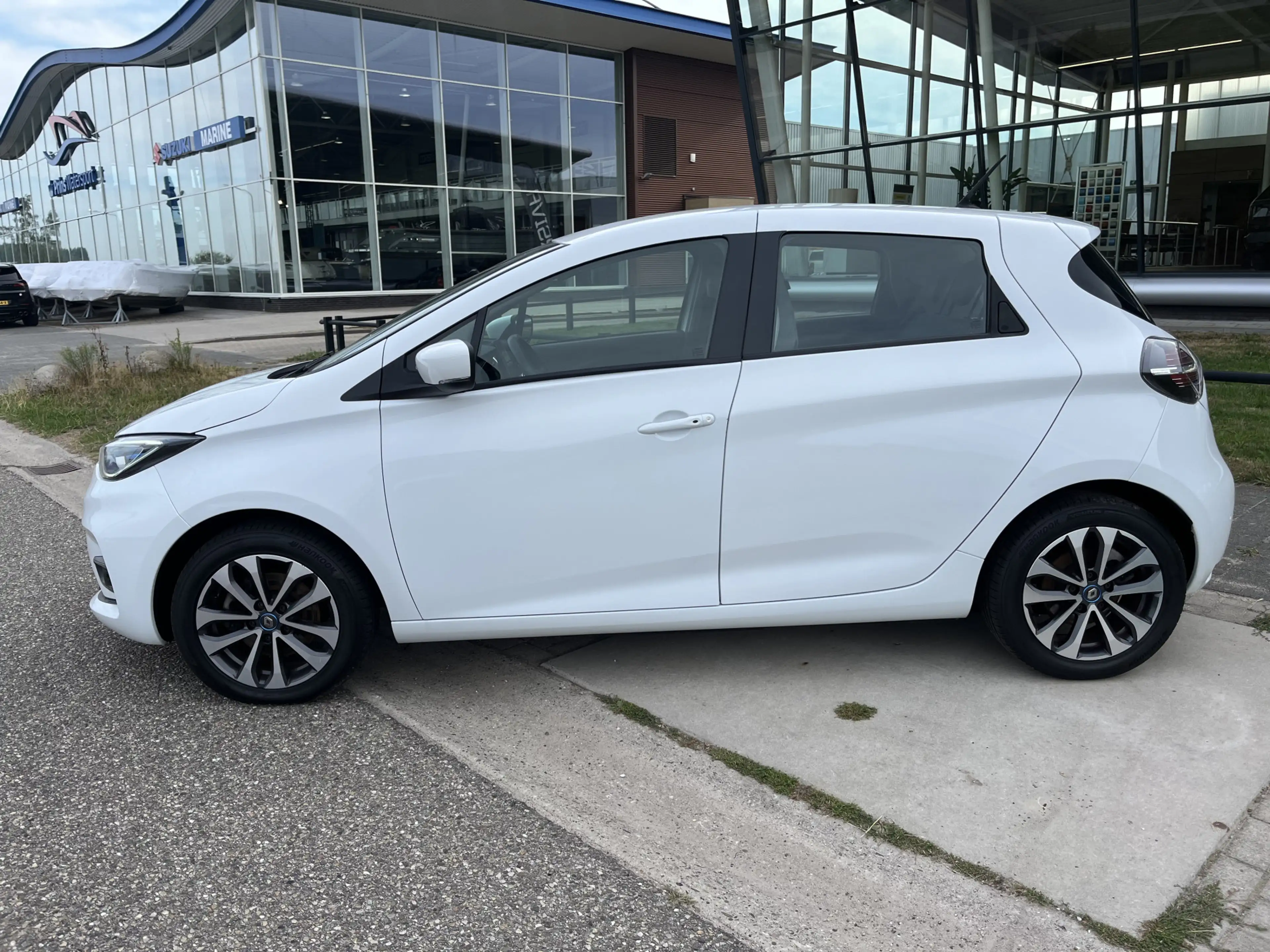 Renault ZOE R135 52 kWh / Koopaccu / Keyless / Camera / Parkee — photo 8