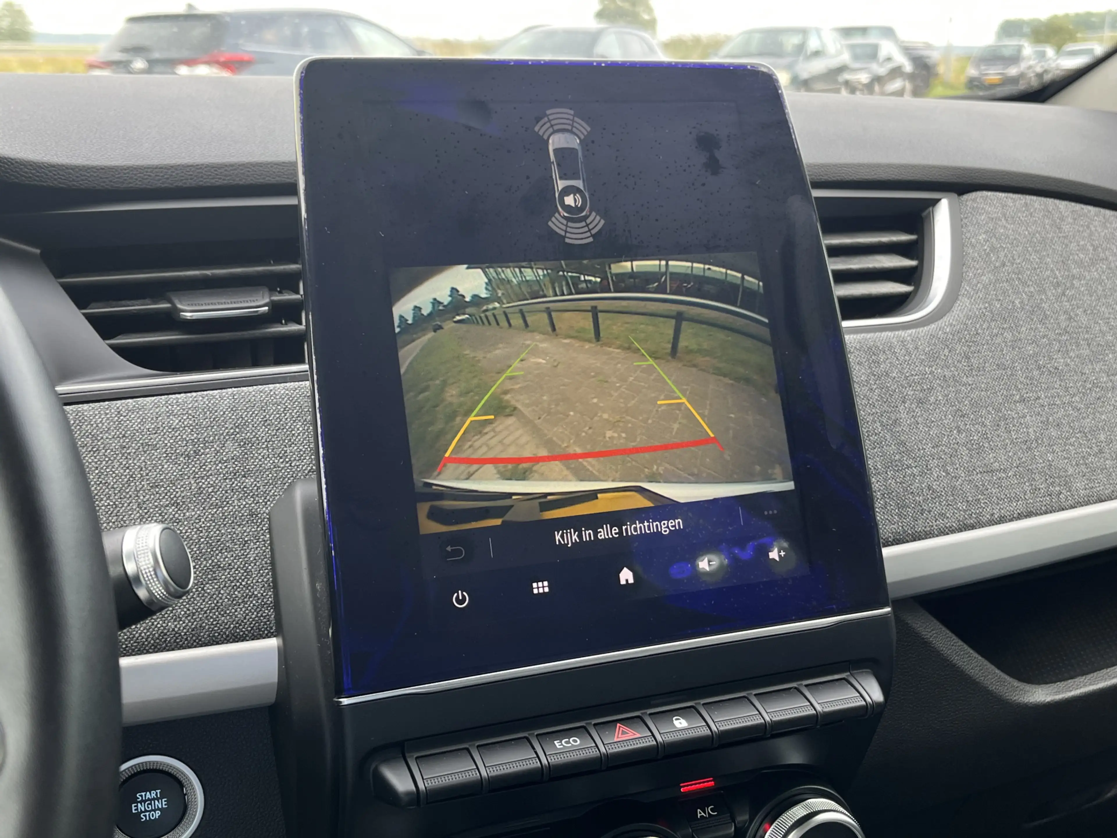 Renault ZOE R135 52 kWh / Koopaccu / Keyless / Camera / Parkee — photo 17