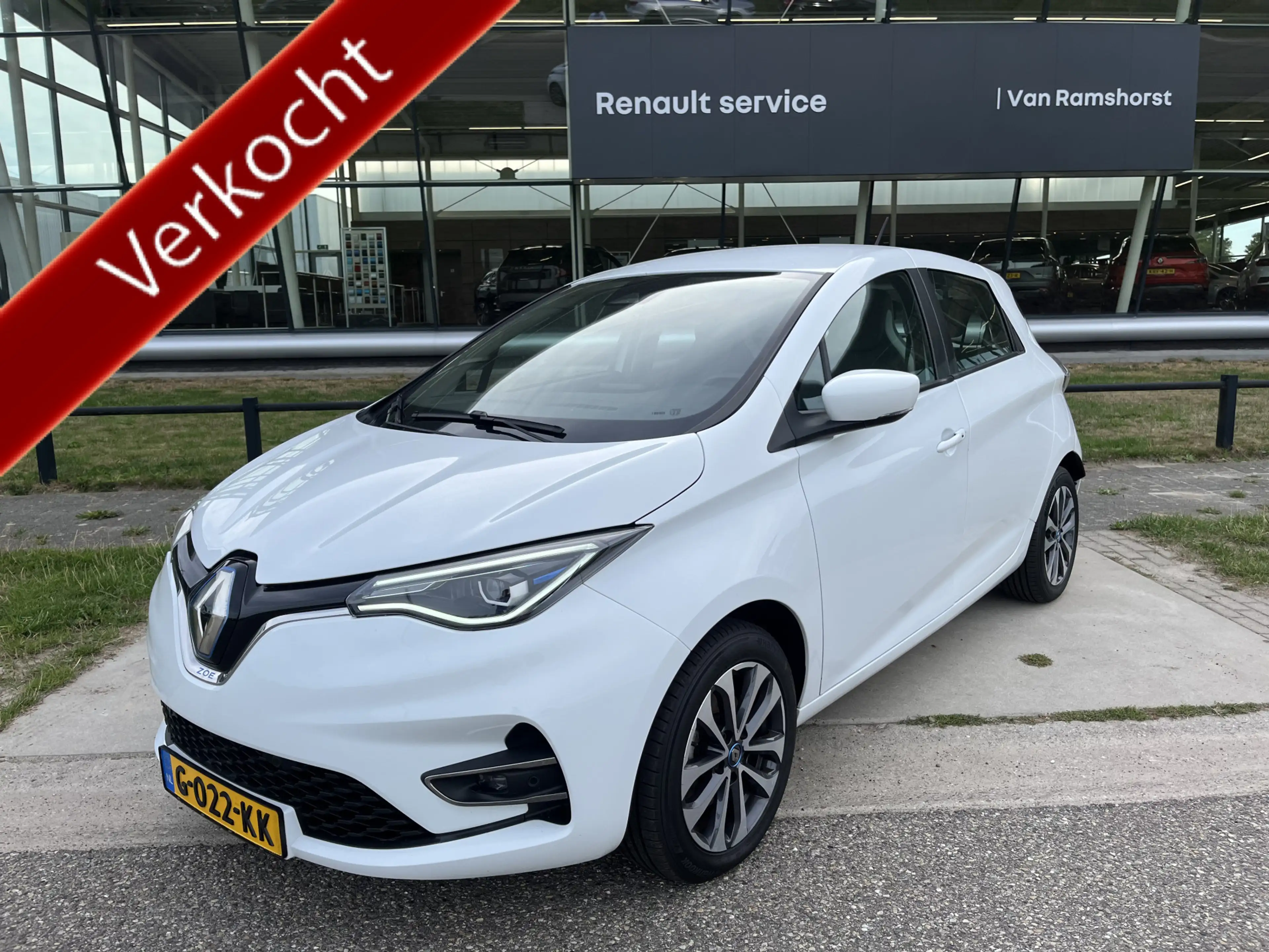 Renault ZOE R135 52 kWh / Koopaccu / Keyless / Camera / Parkee