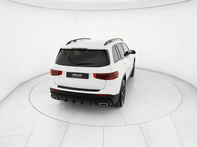 Mercedes-Benz GLB view 6