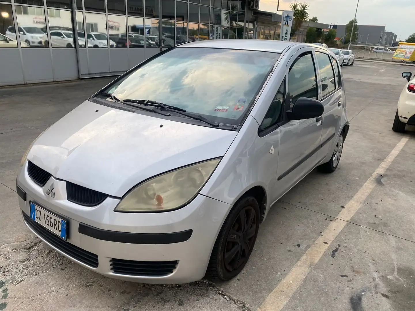 Mitsubishi Colt Colt 1.3 16V 5p. Invite Grigio - 1