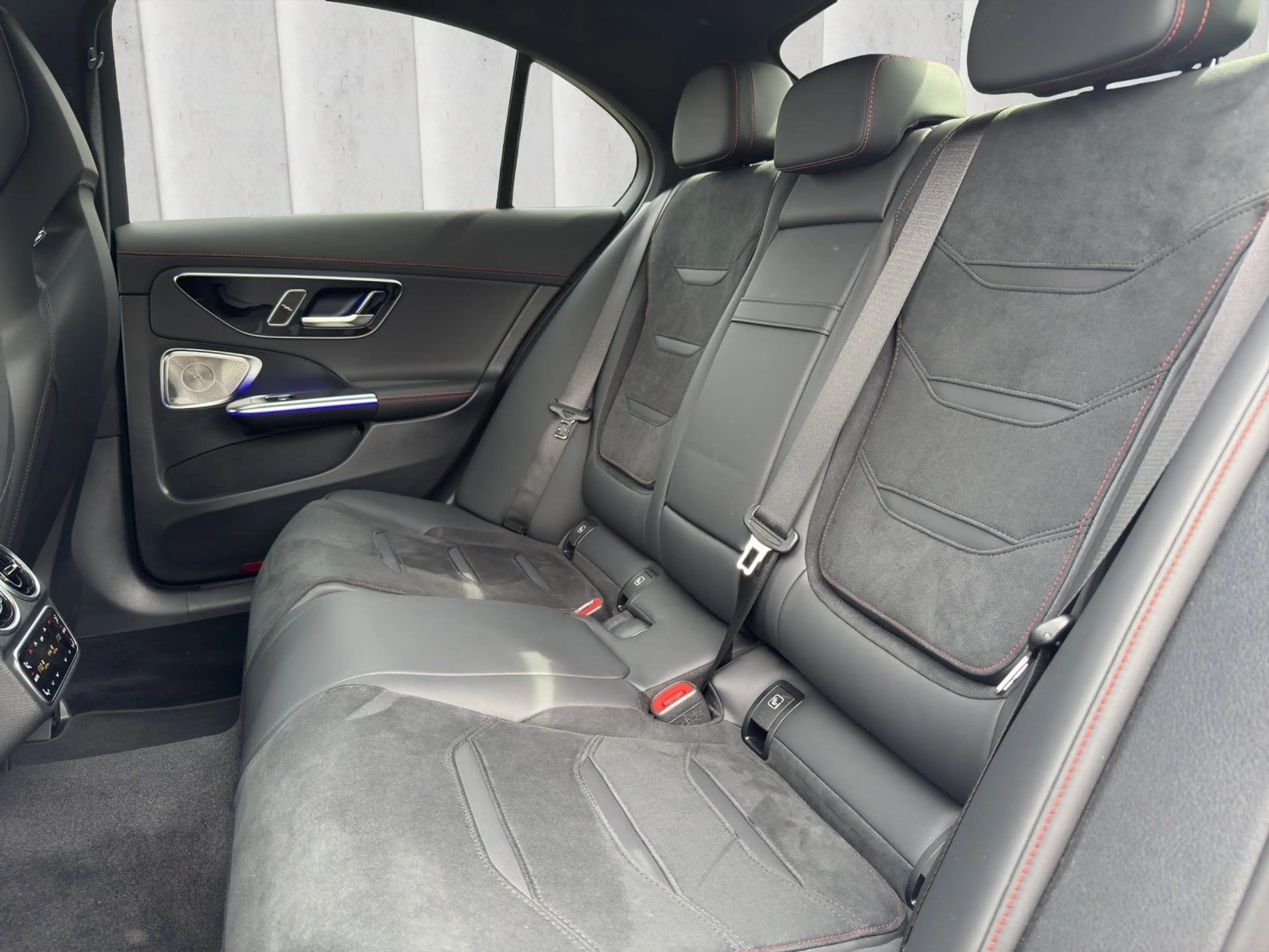Mercedes-Benz C 43 AMG 4M AMG Premium+ Night Pano Burm HUD DIS STH — photo 13