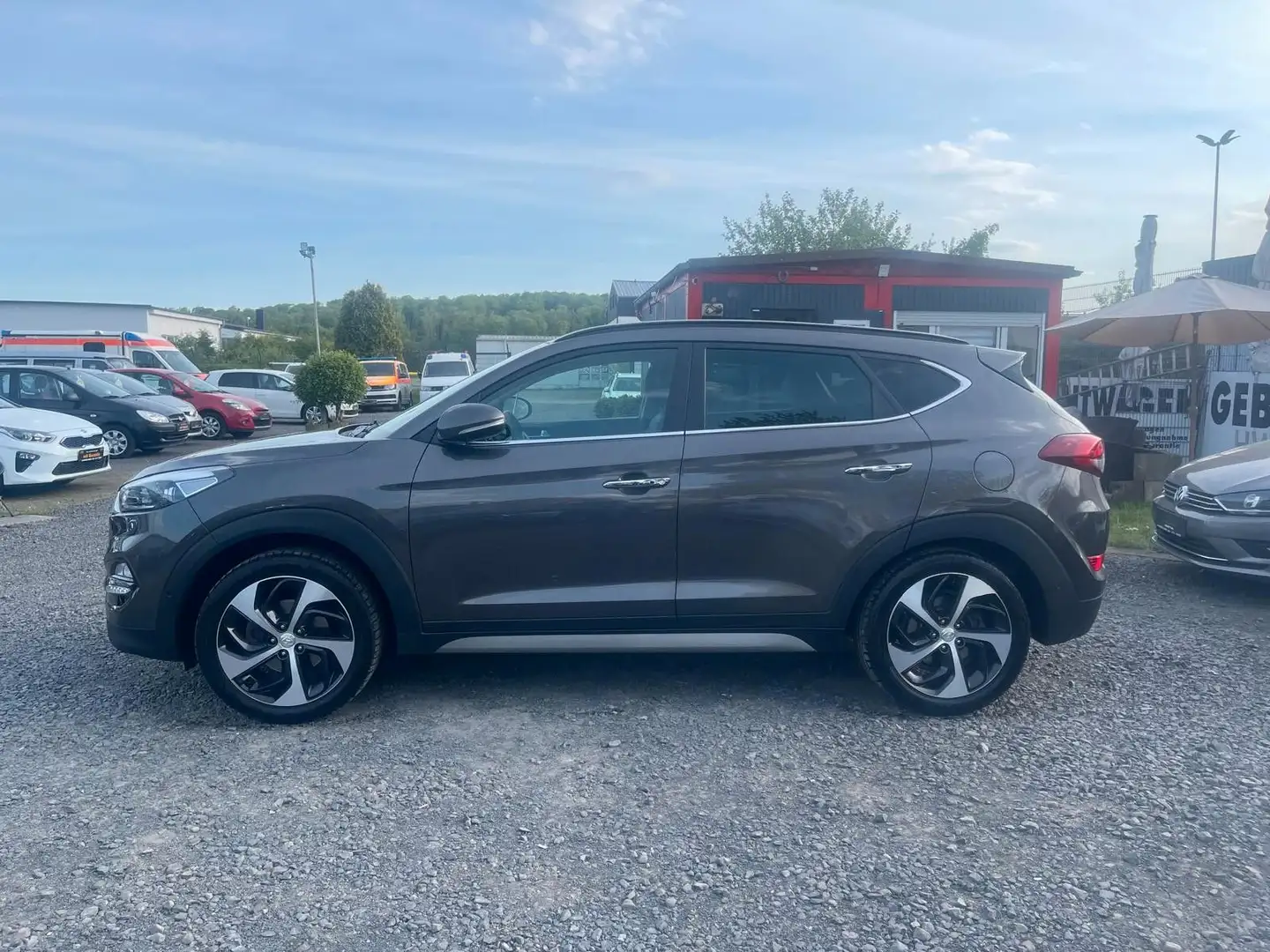 Hyundai TUCSON Premium 4WD - 2