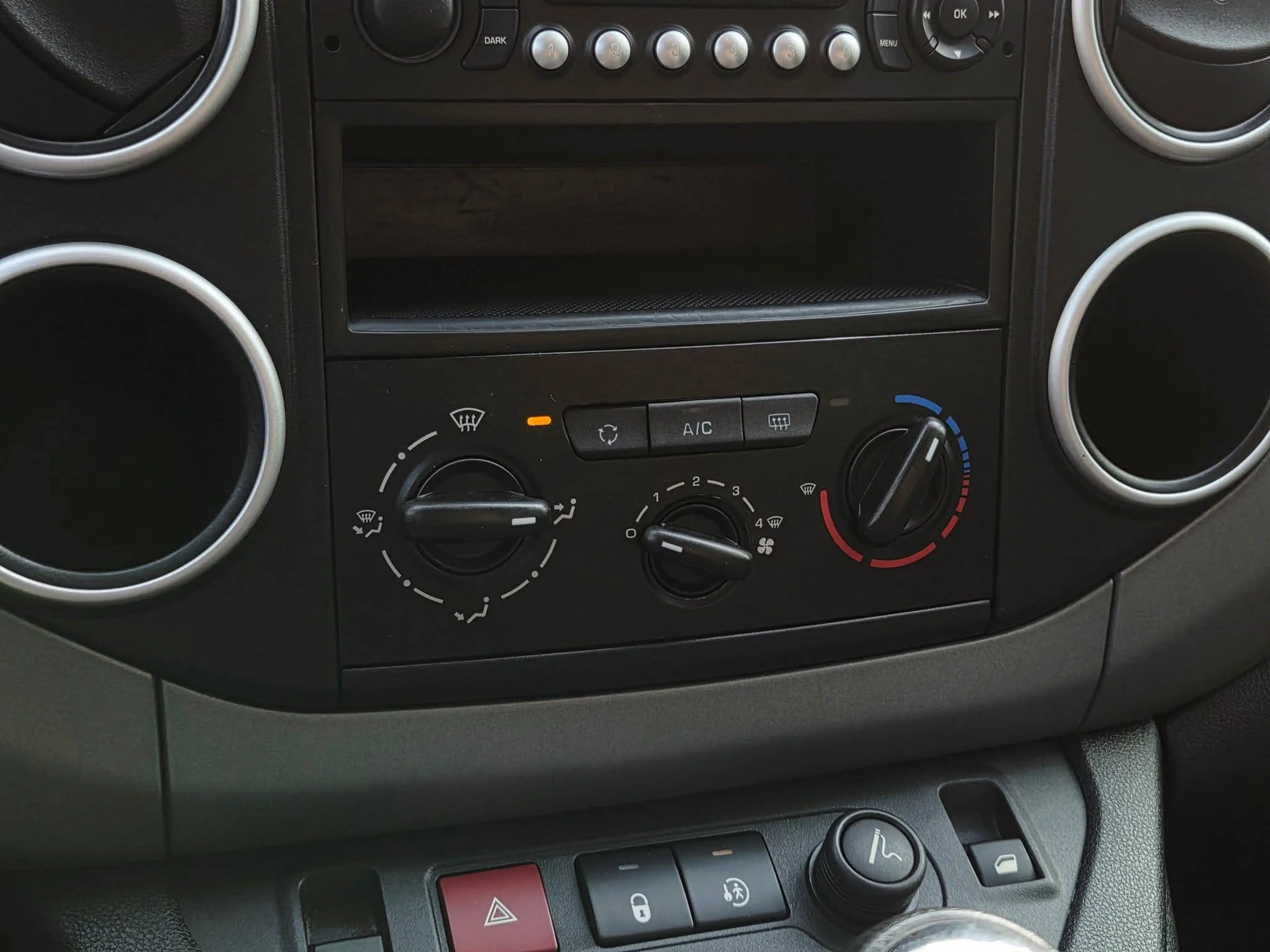 Peugeot Partner Tepee 1.6 HDi | CLIM | LED | GARANTIE 12 MOIS — photo 13