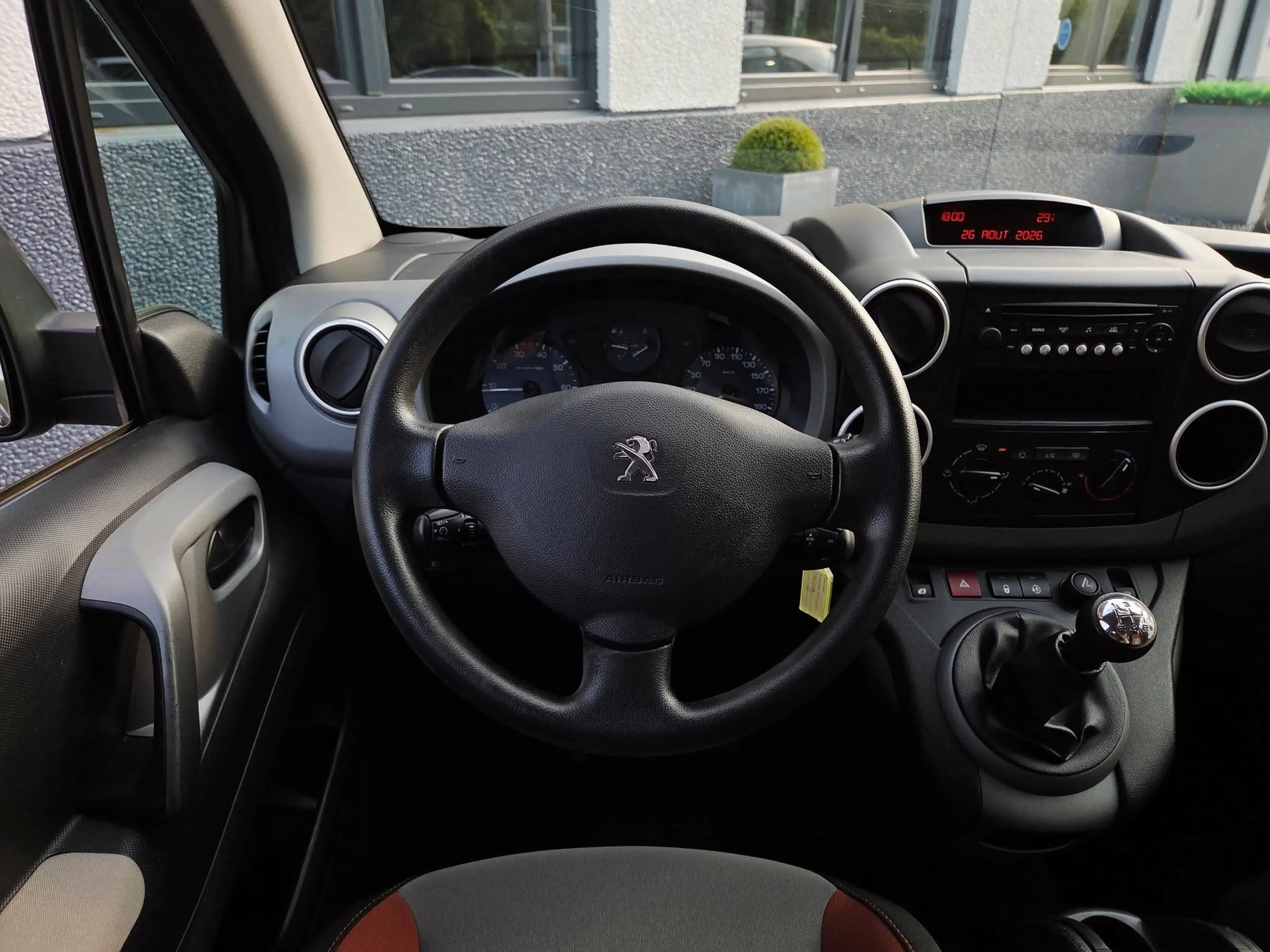 Peugeot Partner Tepee 1.6 HDi | CLIM | LED | GARANTIE 12 MOIS — photo 9