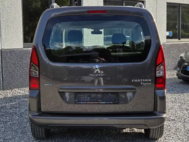 Peugeot Partner Tepee view 4