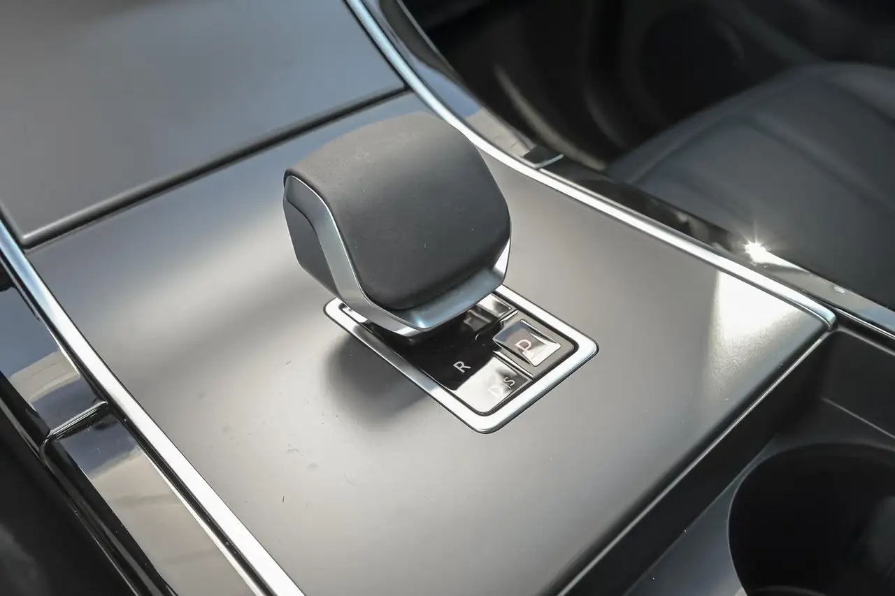 Land Rover Range Rover Evoque 2026 — фото 10
