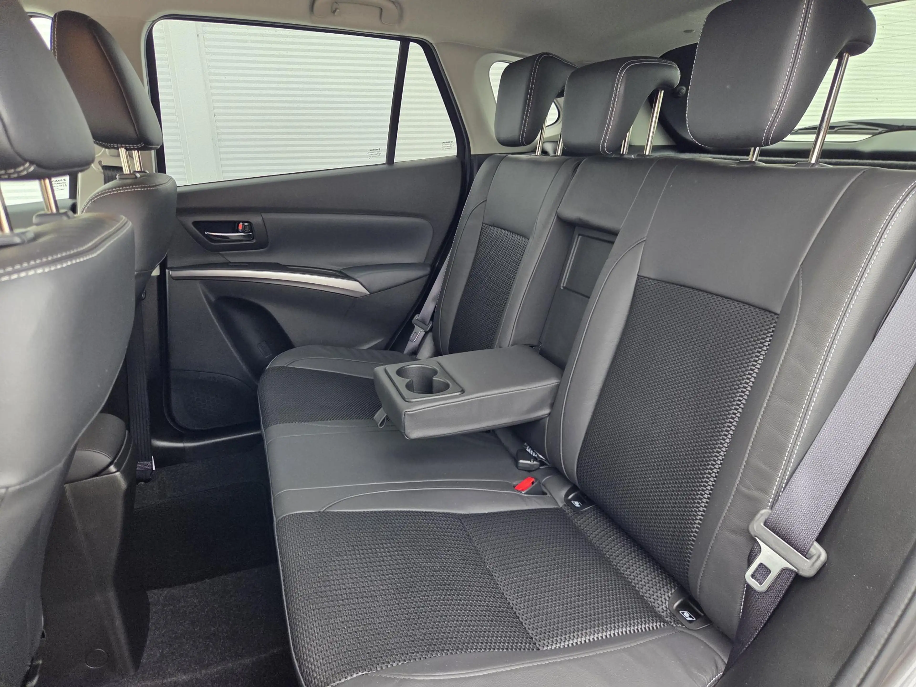Suzuki S-Cross 1.5 Hybrid Style / Airco / Cruise Control / keyles — photo 6