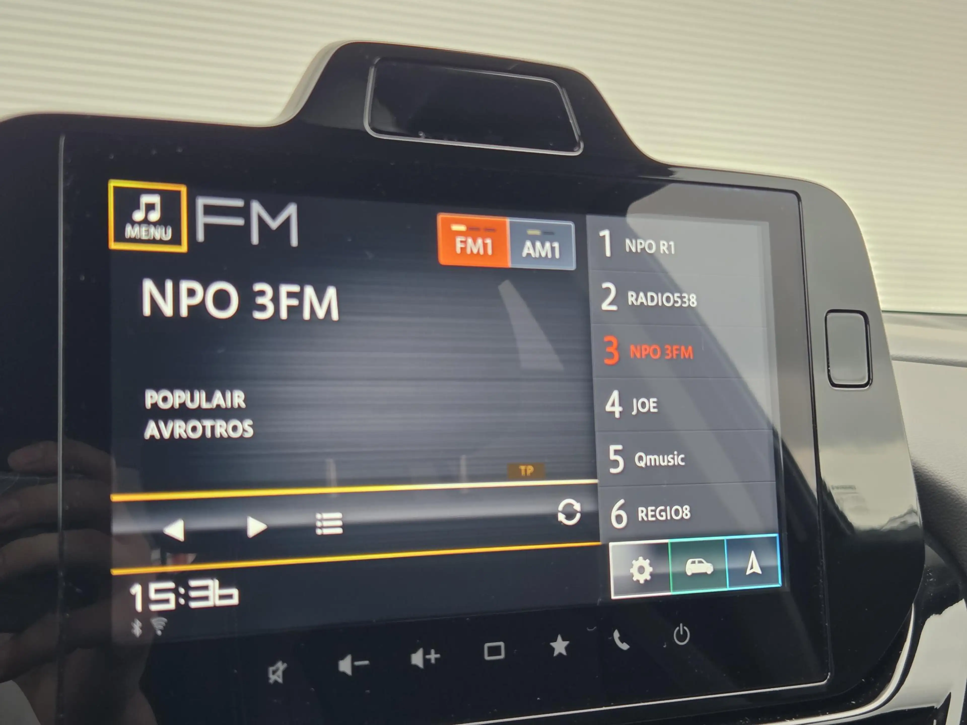 Suzuki S-Cross 1.5 Hybrid Style / Airco / Cruise Control / keyles — photo 30