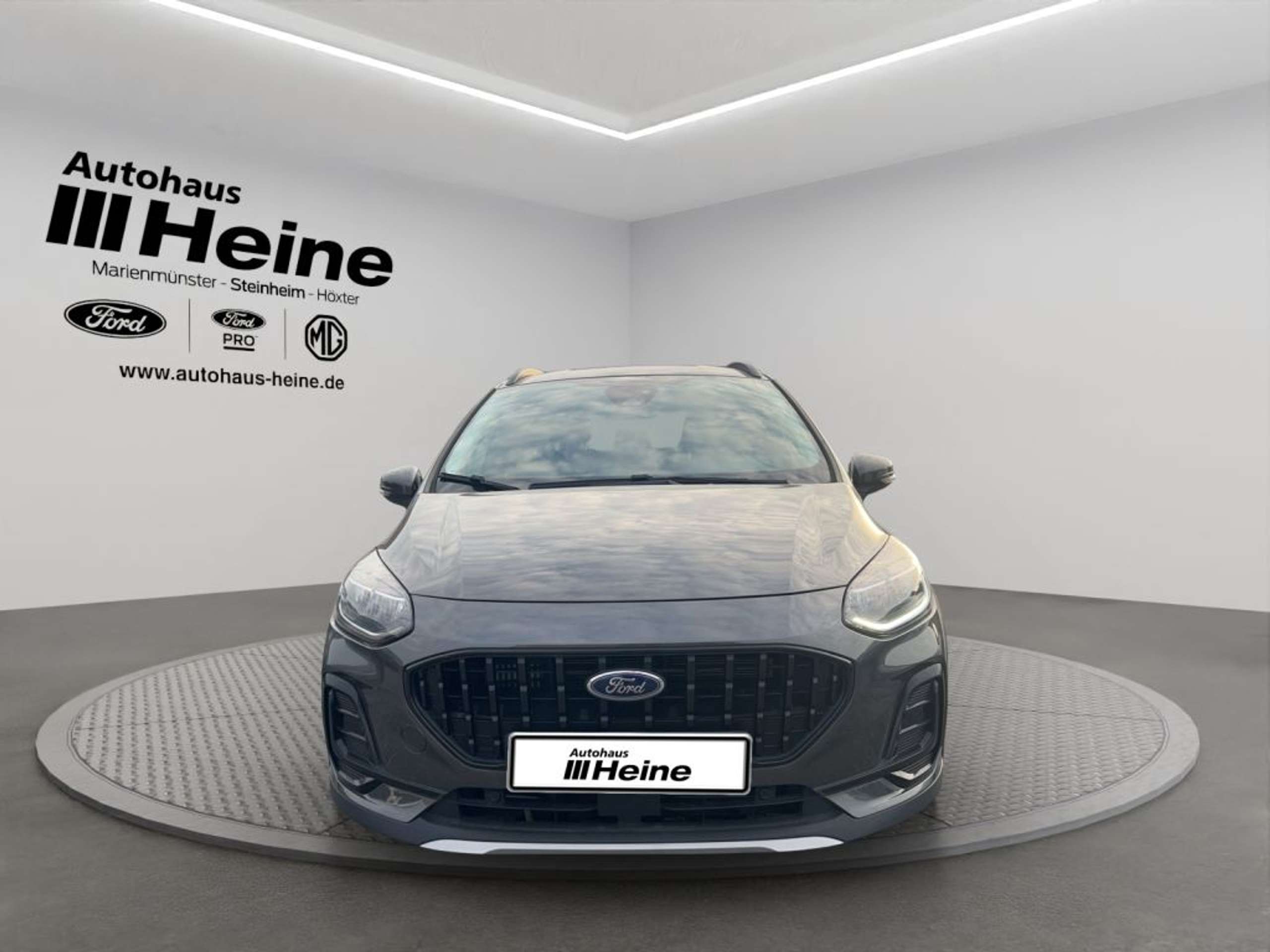 Fahrzeugabbildung Ford Fiesta 1.0 EcoBoost Hybrid S&S ACTIVE X - mit KI generiert/bearbeitet