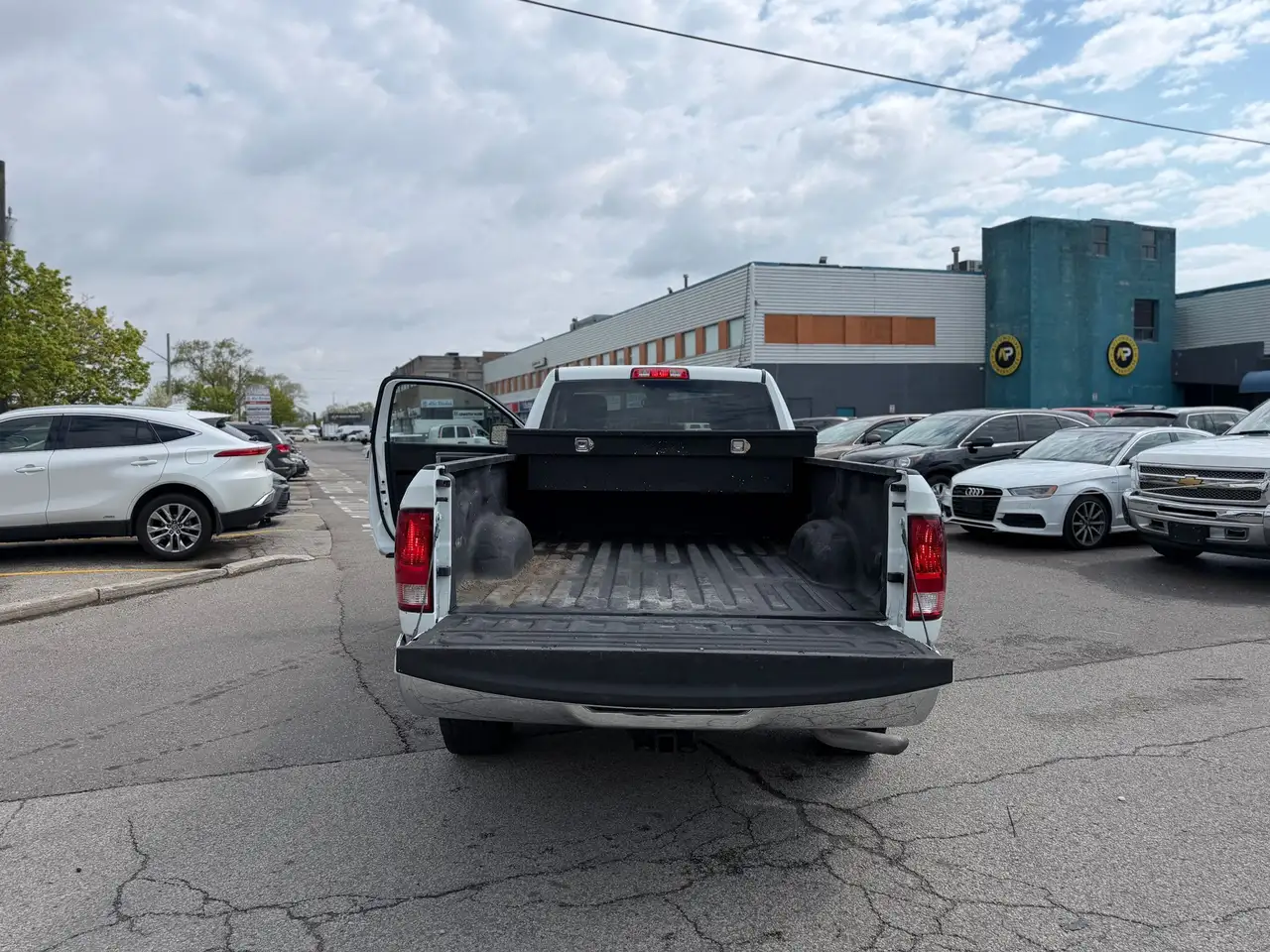 RAM 1500 снимка RAM 1500