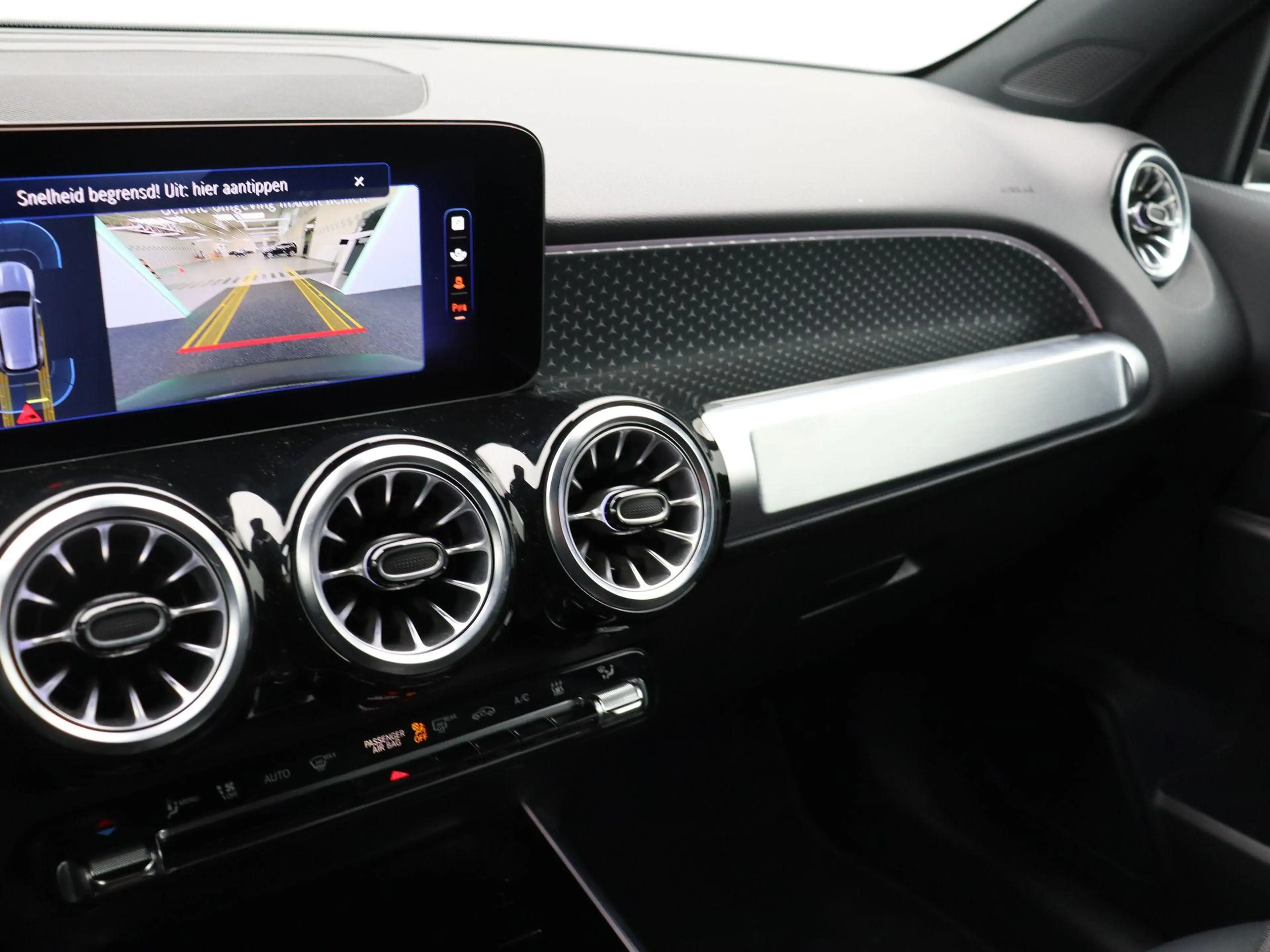 Mercedes-Benz EQB 250 250+ Luxury Line + 7 ZITPLAATSEN + CARPLAY + — photo 11