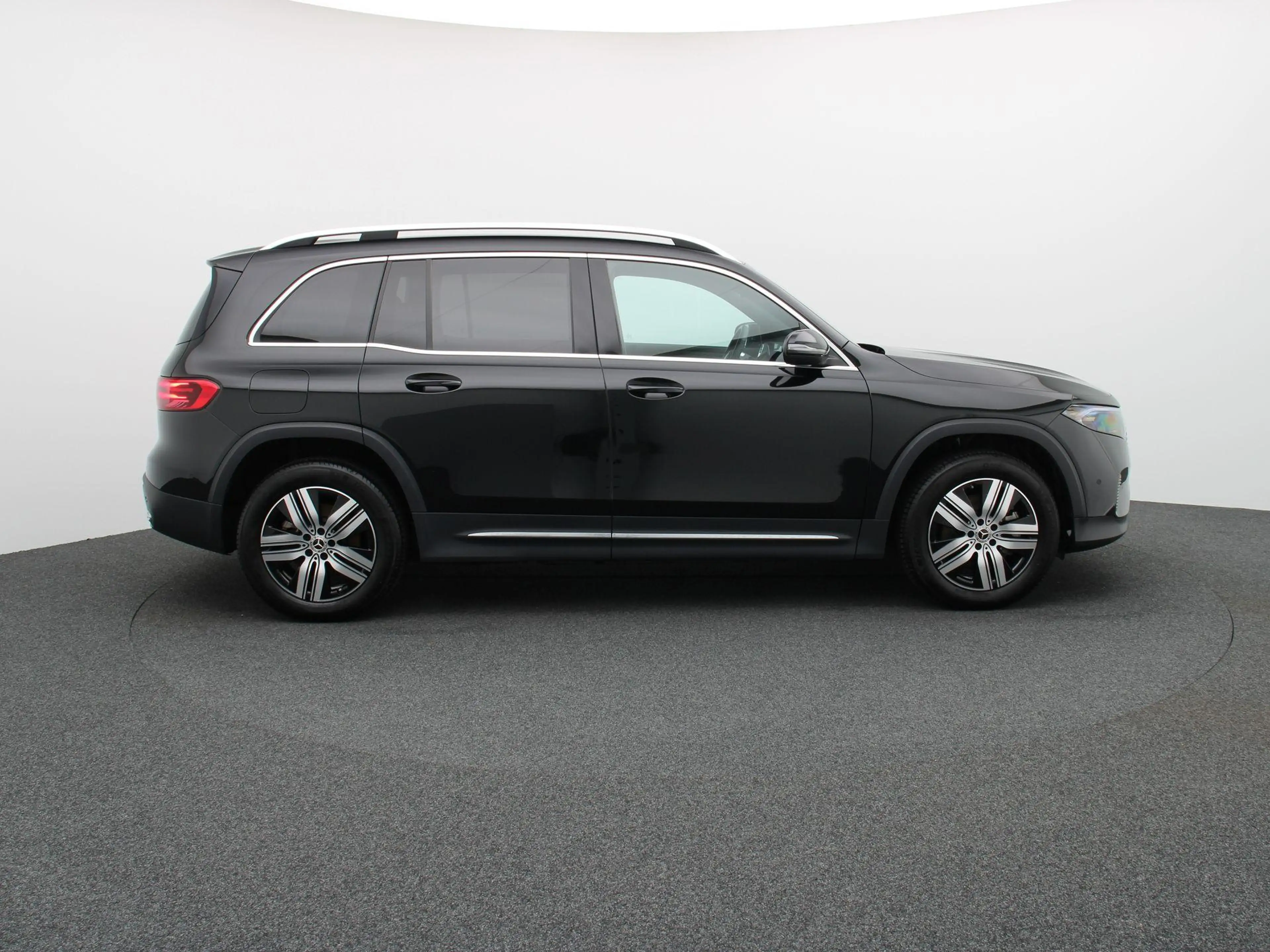 Mercedes-Benz EQB 250 250+ Luxury Line + 7 ZITPLAATSEN + CARPLAY + — photo 6