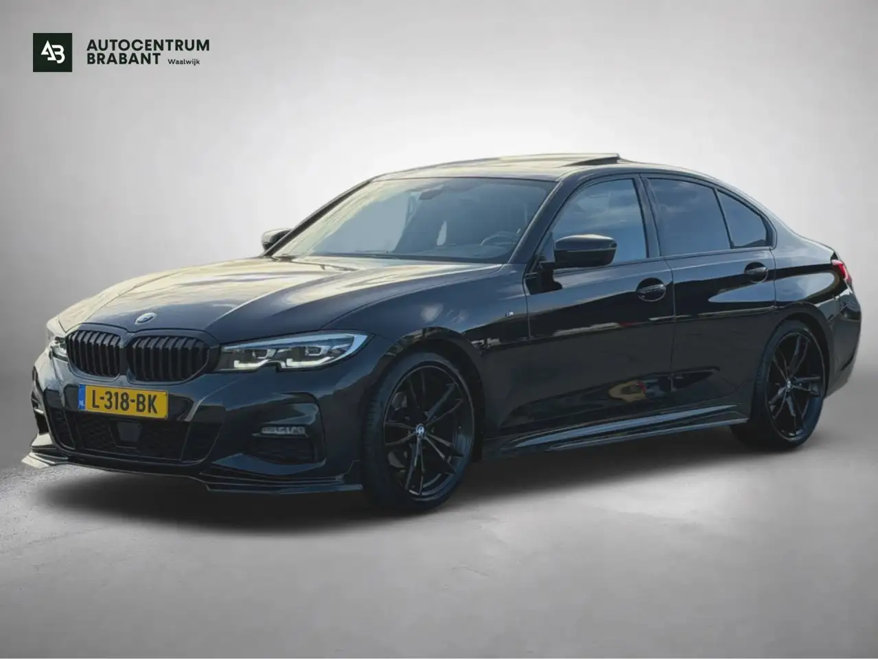 BMW 320