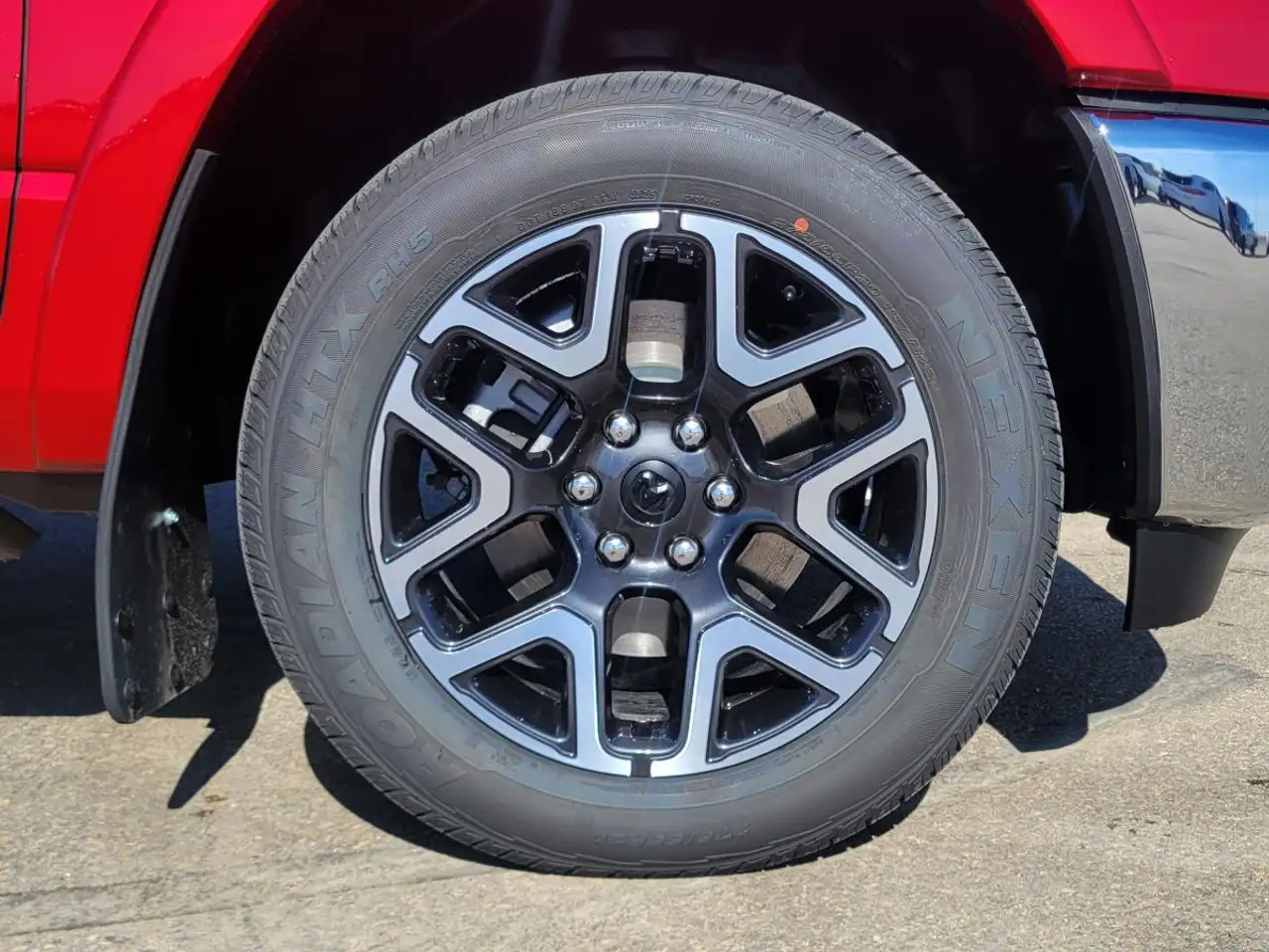 RAM 1500 снимка RAM 1500