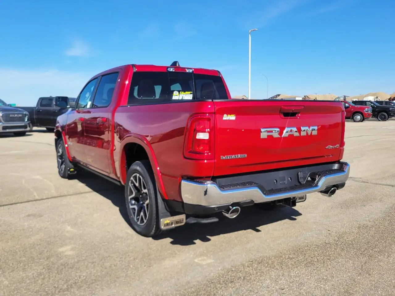 RAM 1500 снимка RAM 1500