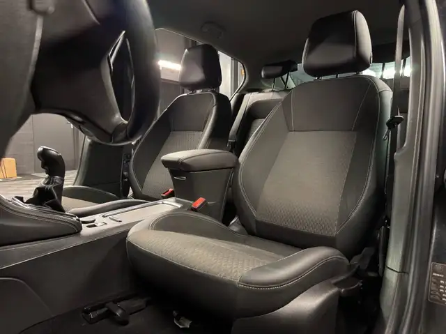 Opel Astra view 14