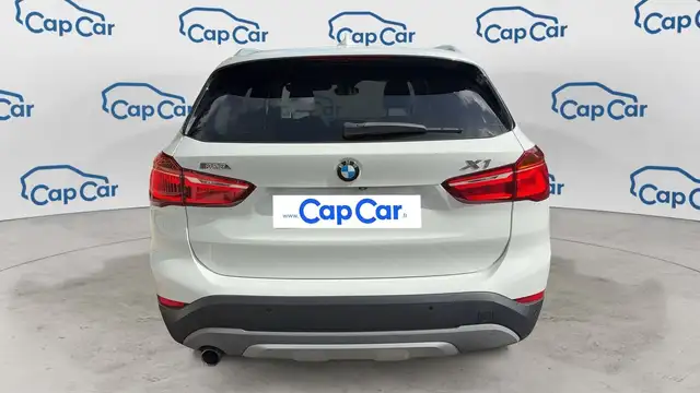 BMW X1 view 3