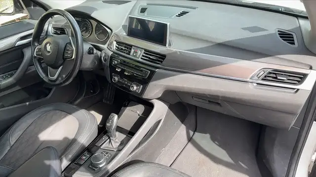 BMW X1 view 10