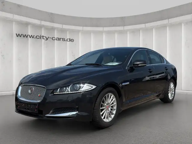 Jaguar XF 2.0 Turbo*Autom.*Xenon*Leder*PDC*AHK*ACC