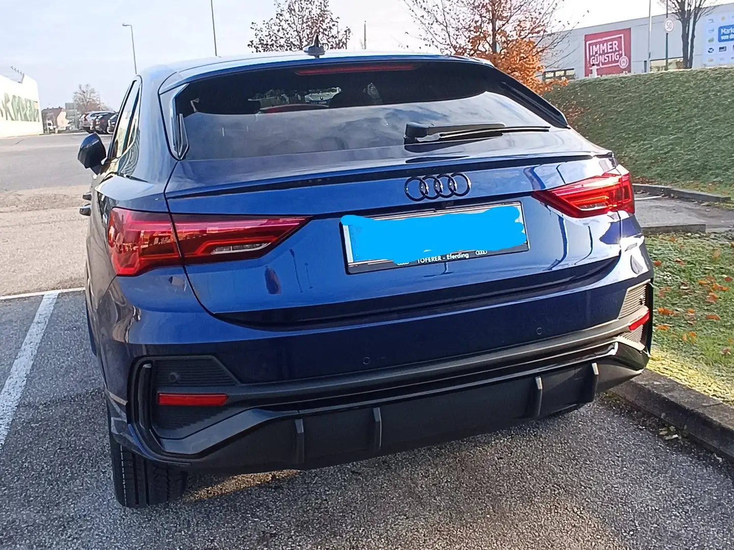 Audi Q3 35 TFSI admired Blau - 1