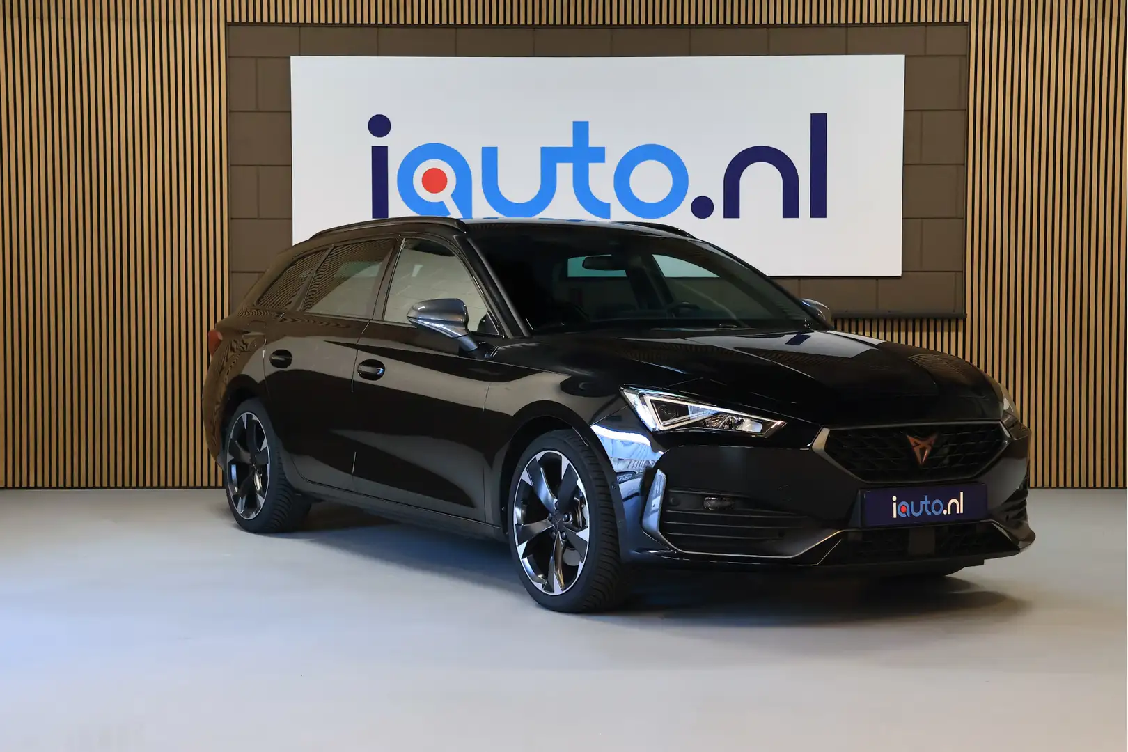 CUPRA Leon Sportstourer 1.4 e-Hybrid Business LED/Keyless/Cam Noir - 2
