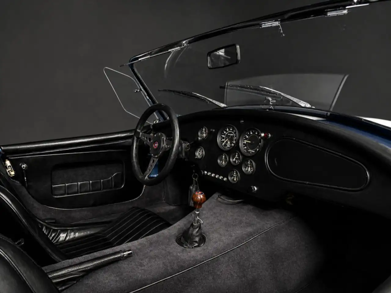 AC NUMERO 1 V8, foto 6