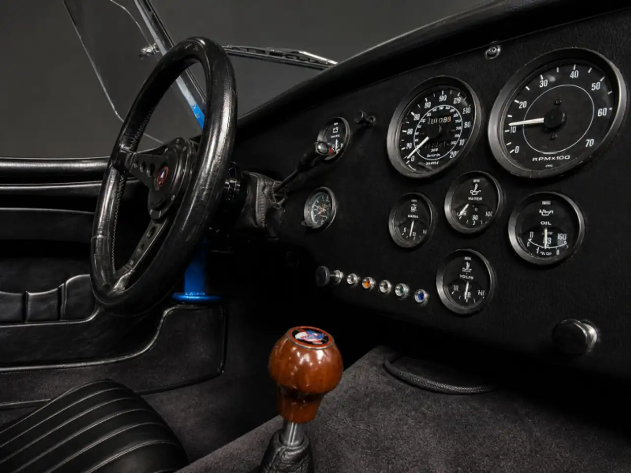 AC NUMERO 1 V8, foto 10
