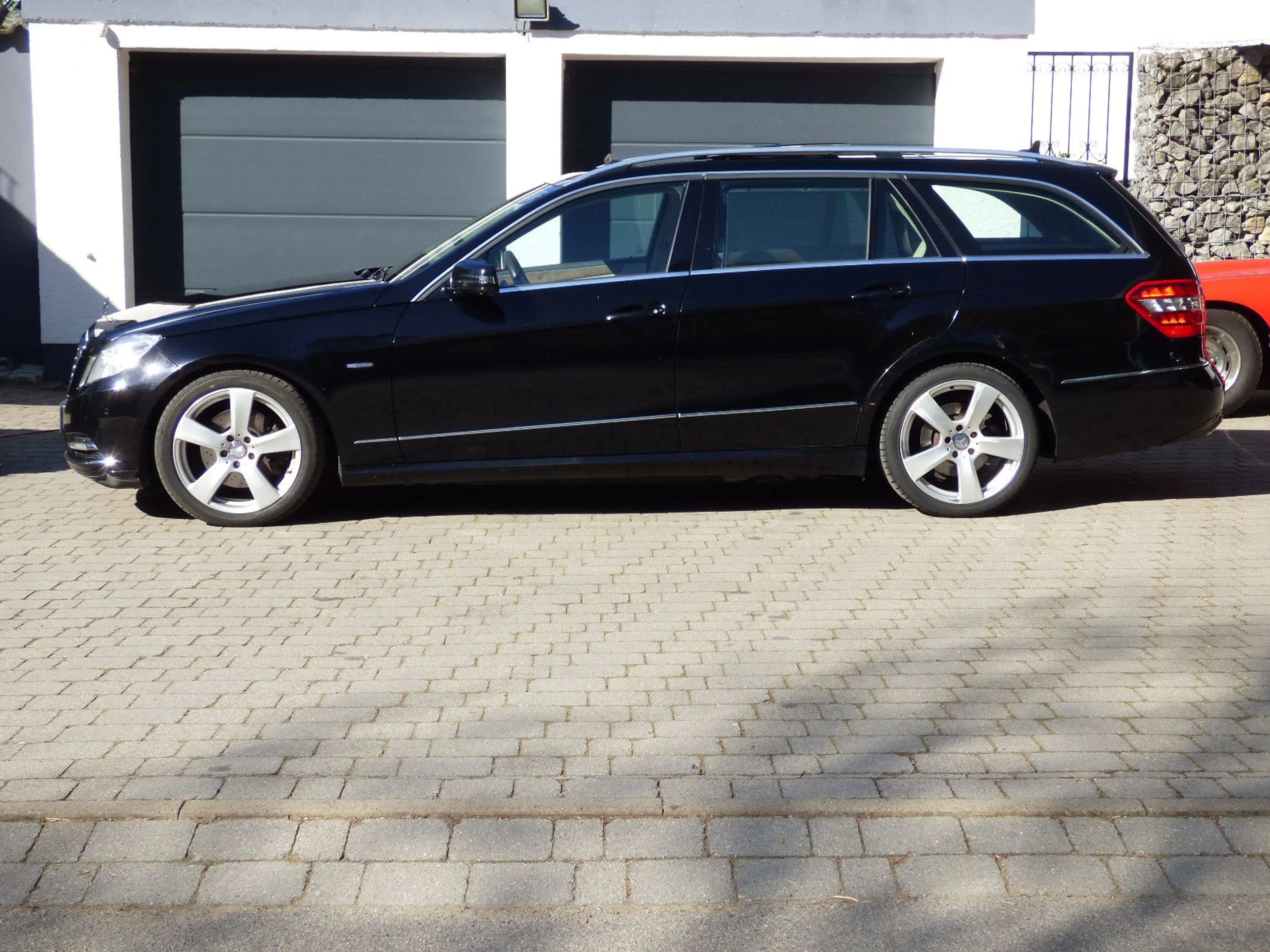 Mercedes-Benz E 350 CDI*Standhzg*Panorama*Sportpaket*Volleder* — photo 11