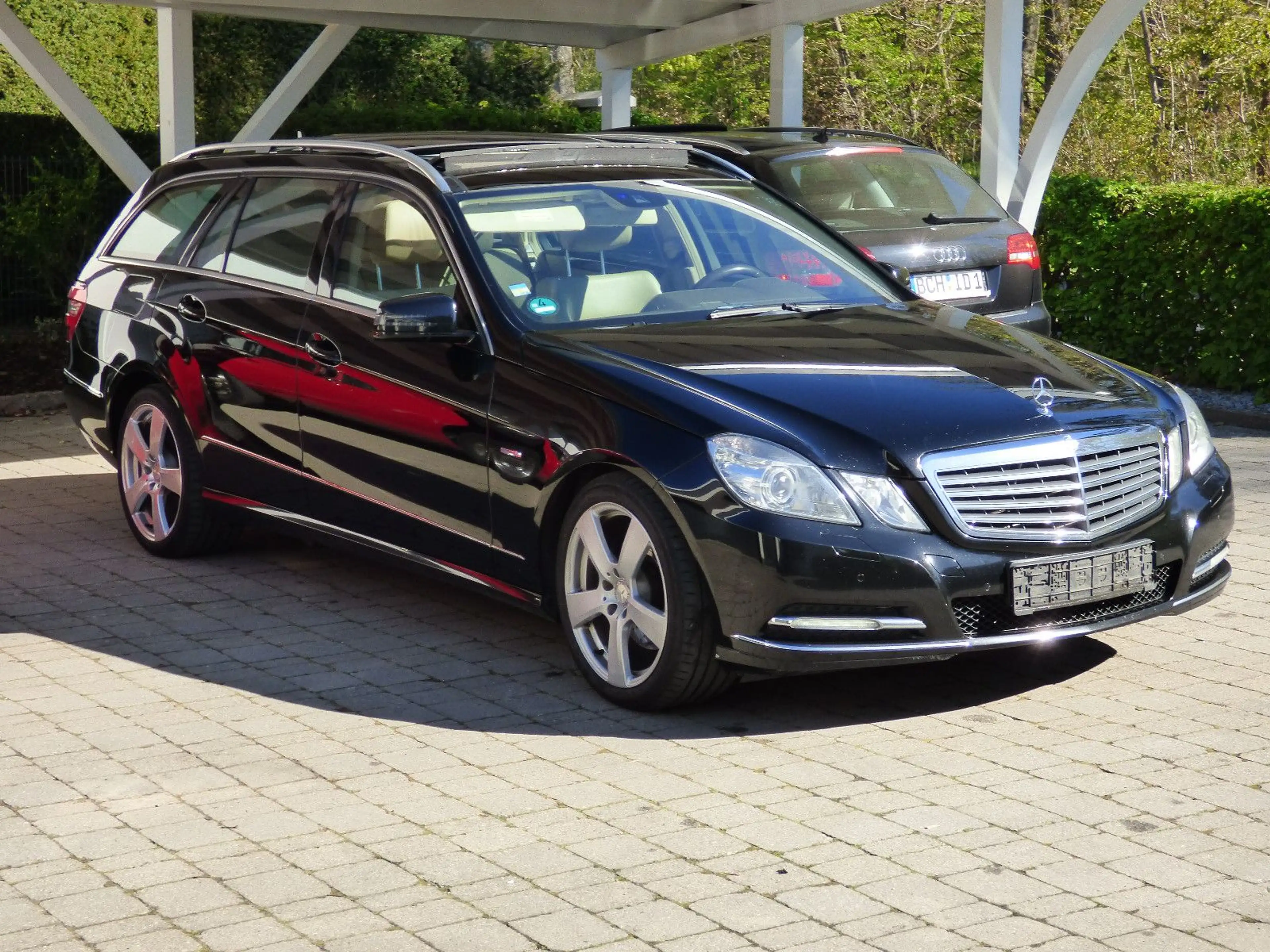 Mercedes-Benz E 350 CDI*Standhzg*Panorama*Sportpaket*Volleder* — photo 5