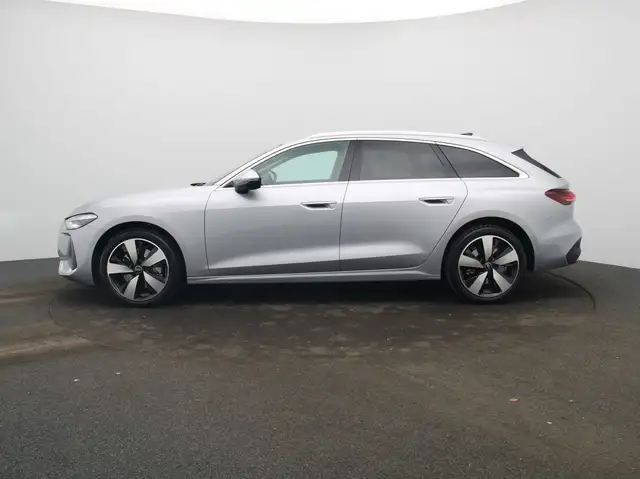 Audi A5 view 4
