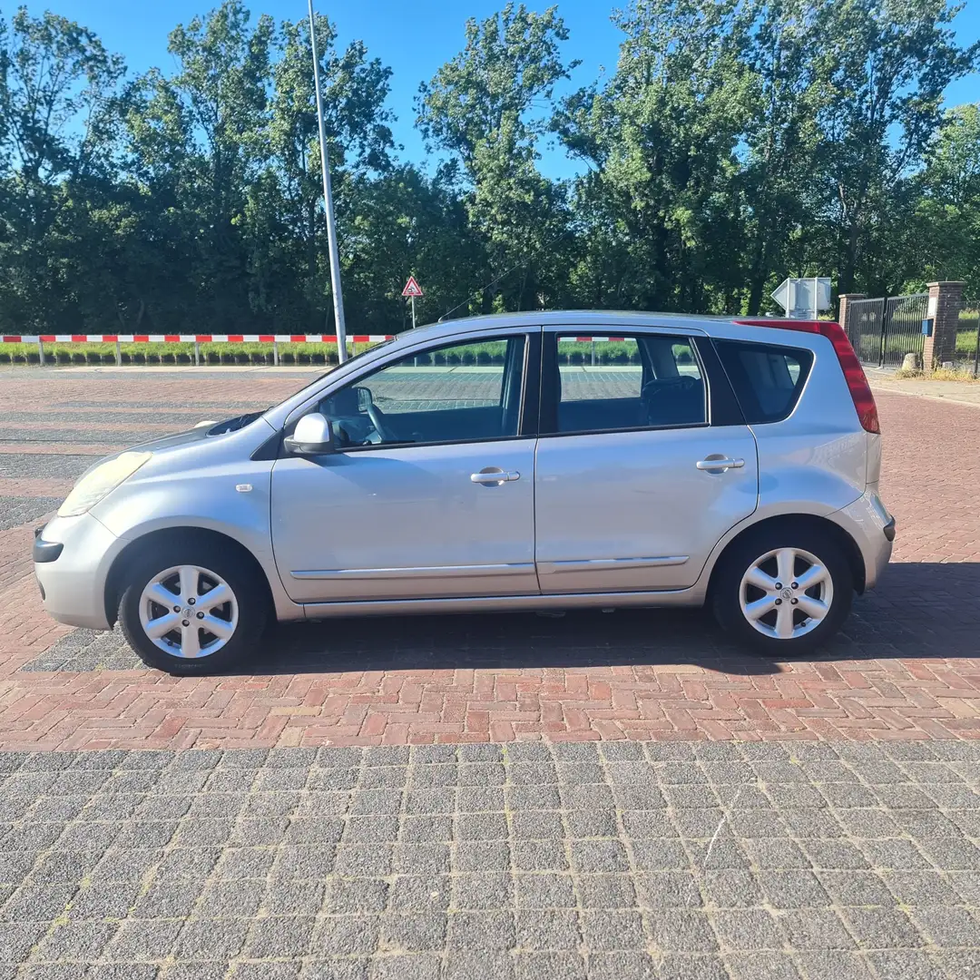 Nissan Note - 1