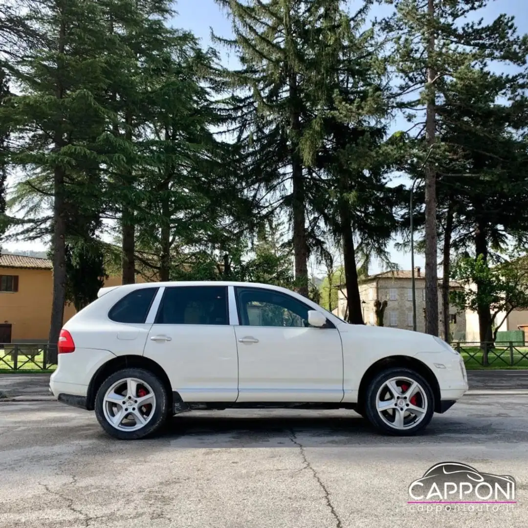 Porsche Cayenne 3.0 Diesel Pelle/Navi/Clima bi-zona Bianco - 2