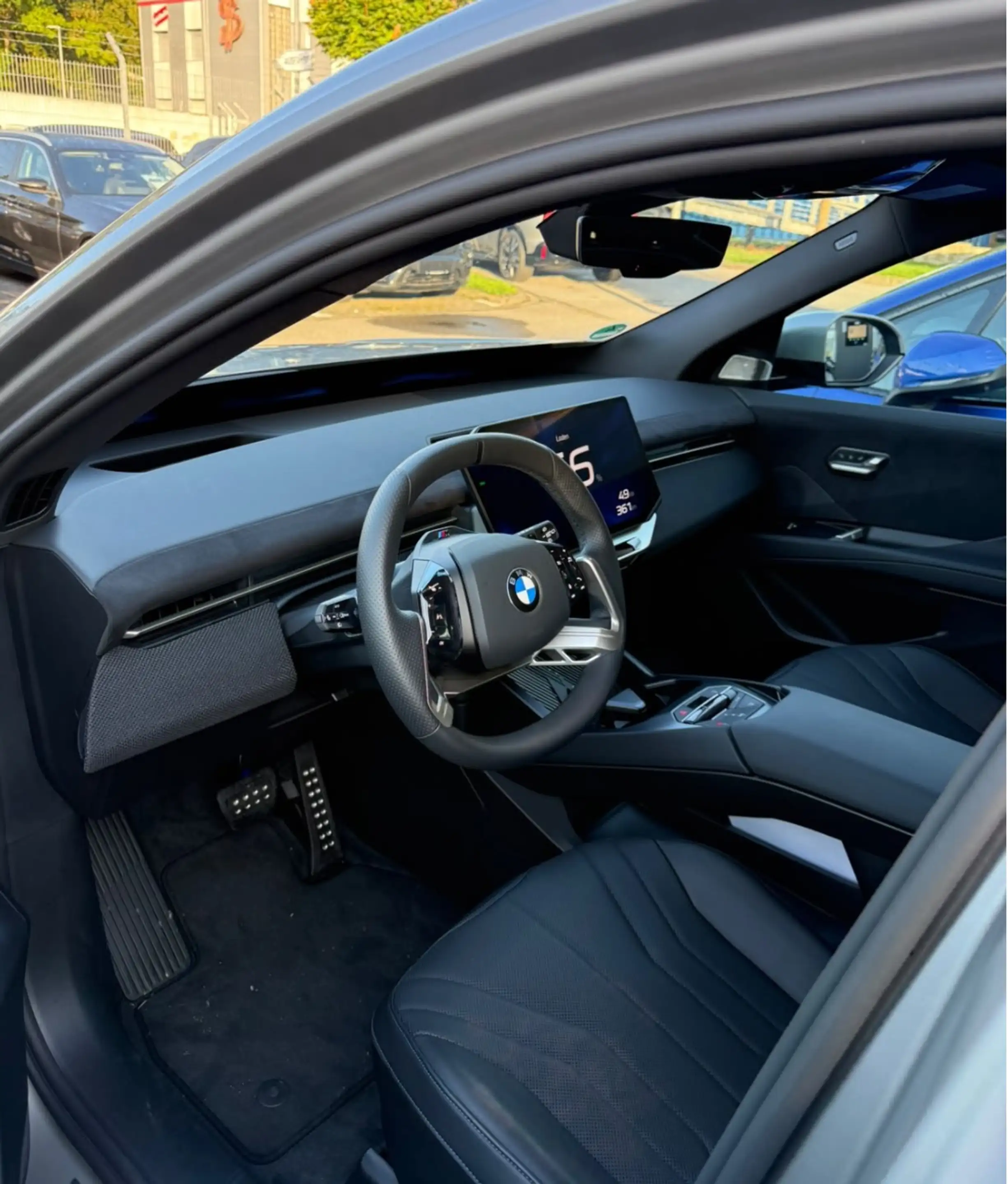 BMW iX3 iX3 40 xDrive M-Sport — photo 6