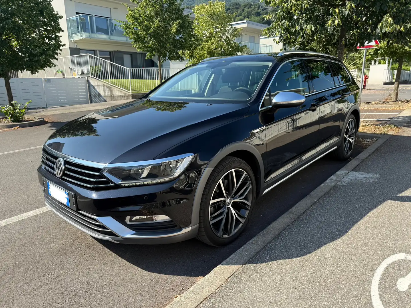Volkswagen Passat Alltrack 2.0 tdi 4motion 190cv dsg Nero - 1