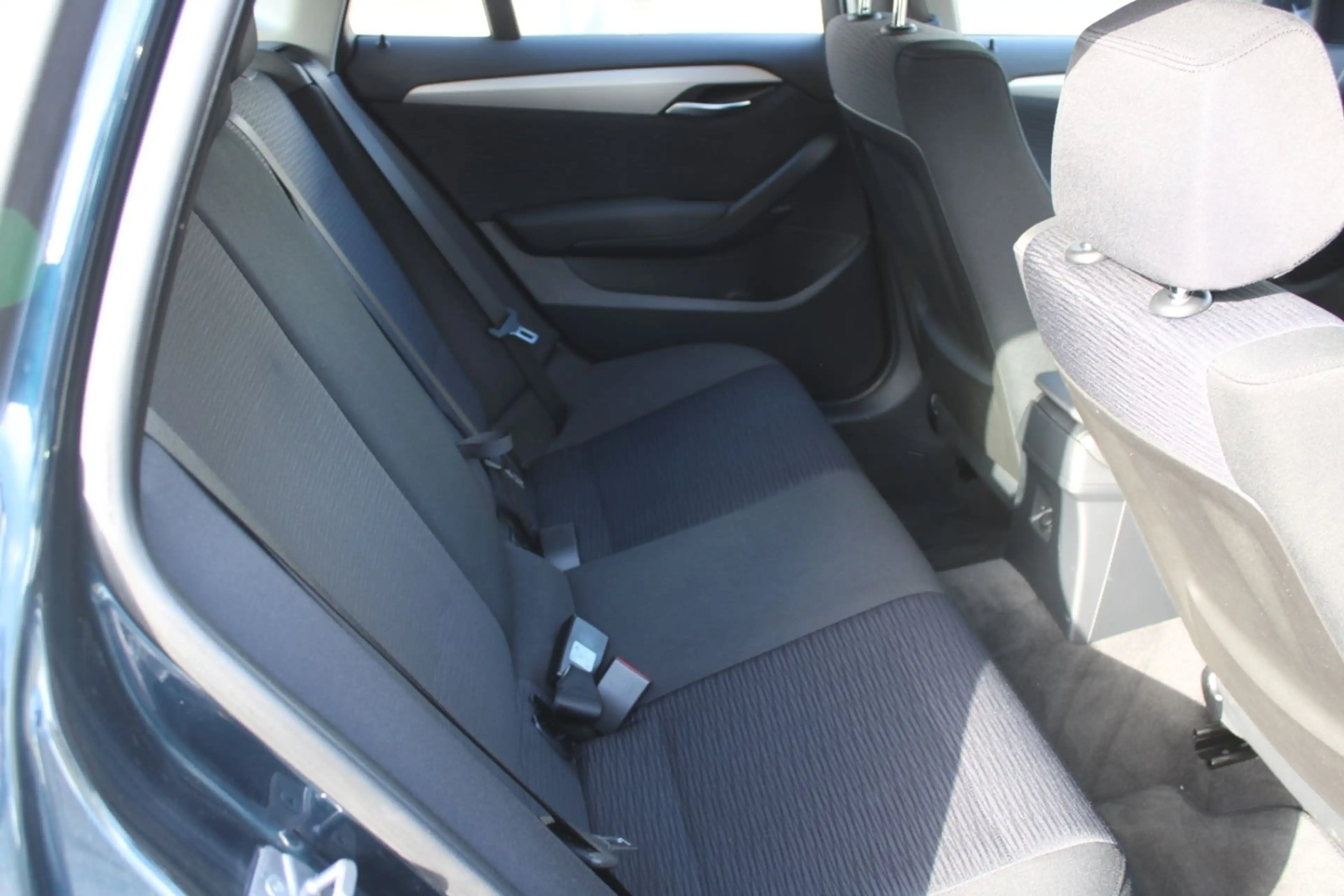 BMW X1 sDrive 18 d*2.HAND*KLIMATRONIC*PDC*TOP! — photo 7