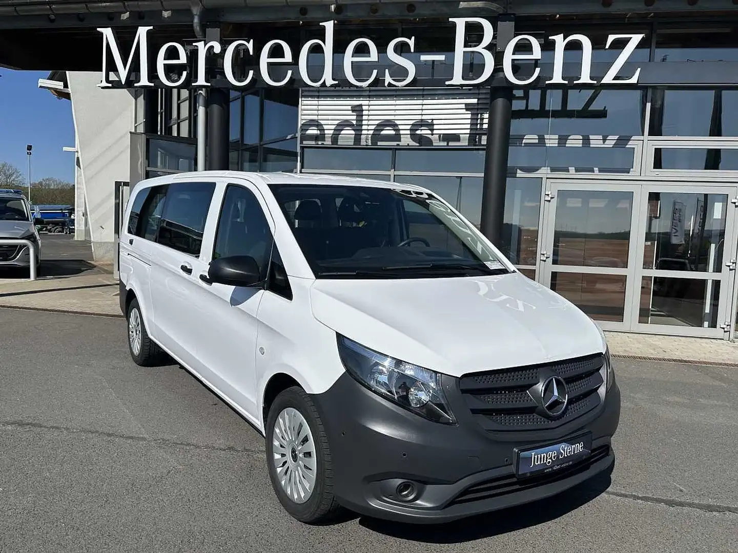 Mercedes-Benz Vito 114 CDI Tourer 8Sitze Klima Audio40 Kamera Weiß - 1