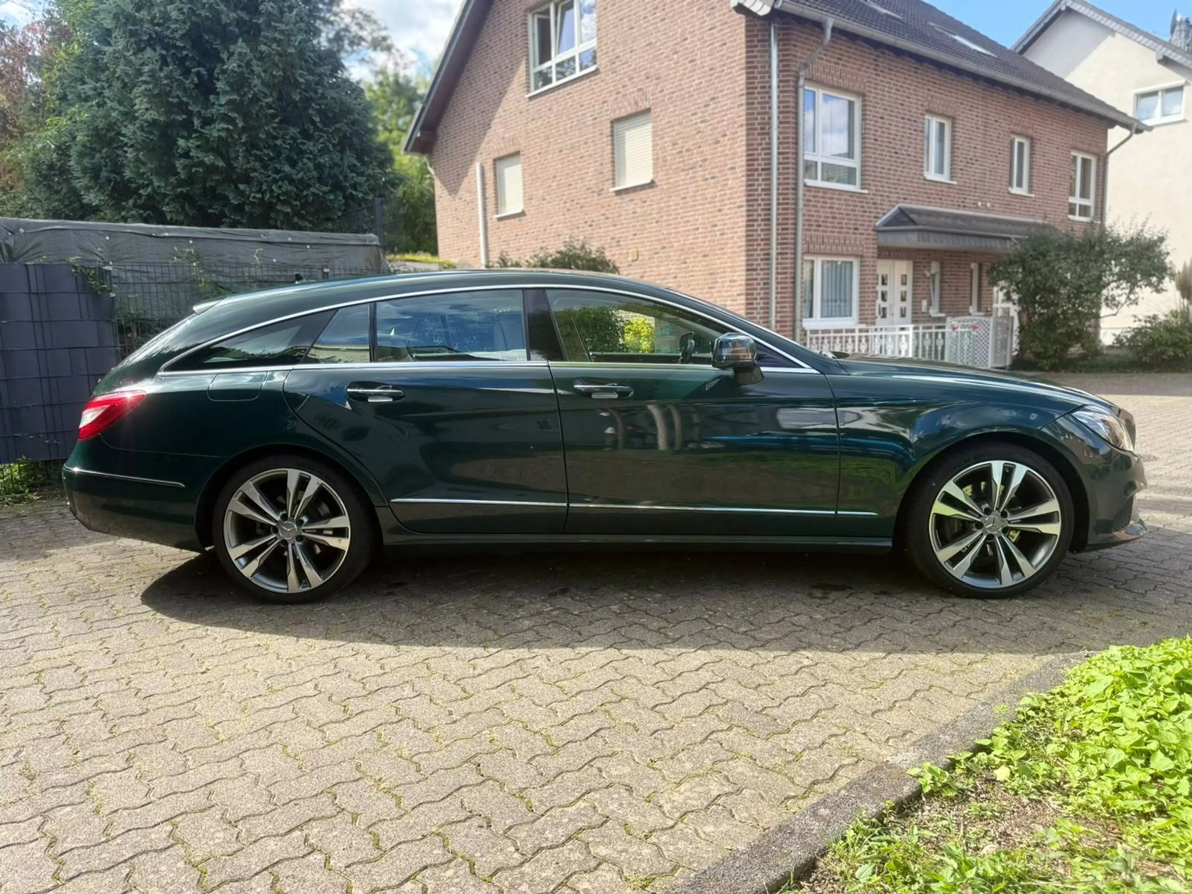 Mercedes-Benz CLS 350 CLS 350d BlueTec 4Matic*2.Hand*Scheckheft*AHK*TÜV&ServiceNEU*VOLL — photo 5