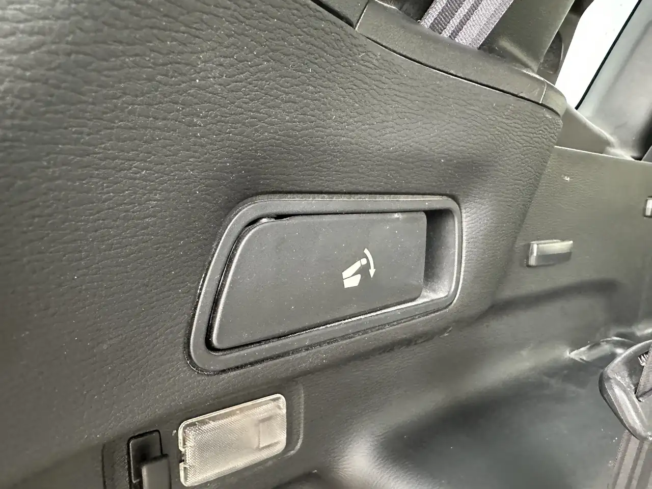 Mitsubishi Outlander снимка Mitsubishi Outlander