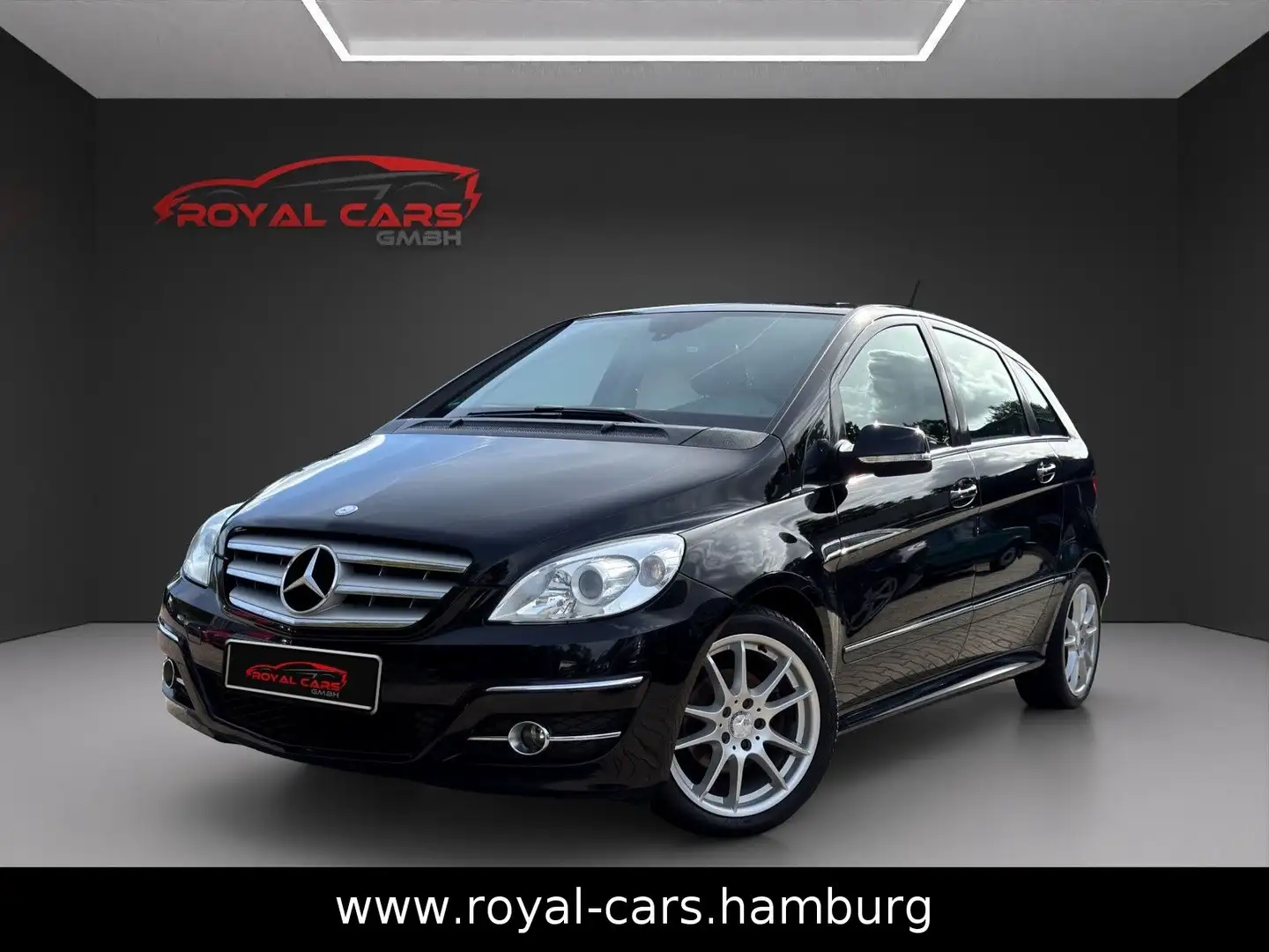 Mercedes-Benz B 150 KLIMA*SHZ*LEDER*PANO*AHK*ALLWETTER* Schwarz - 1