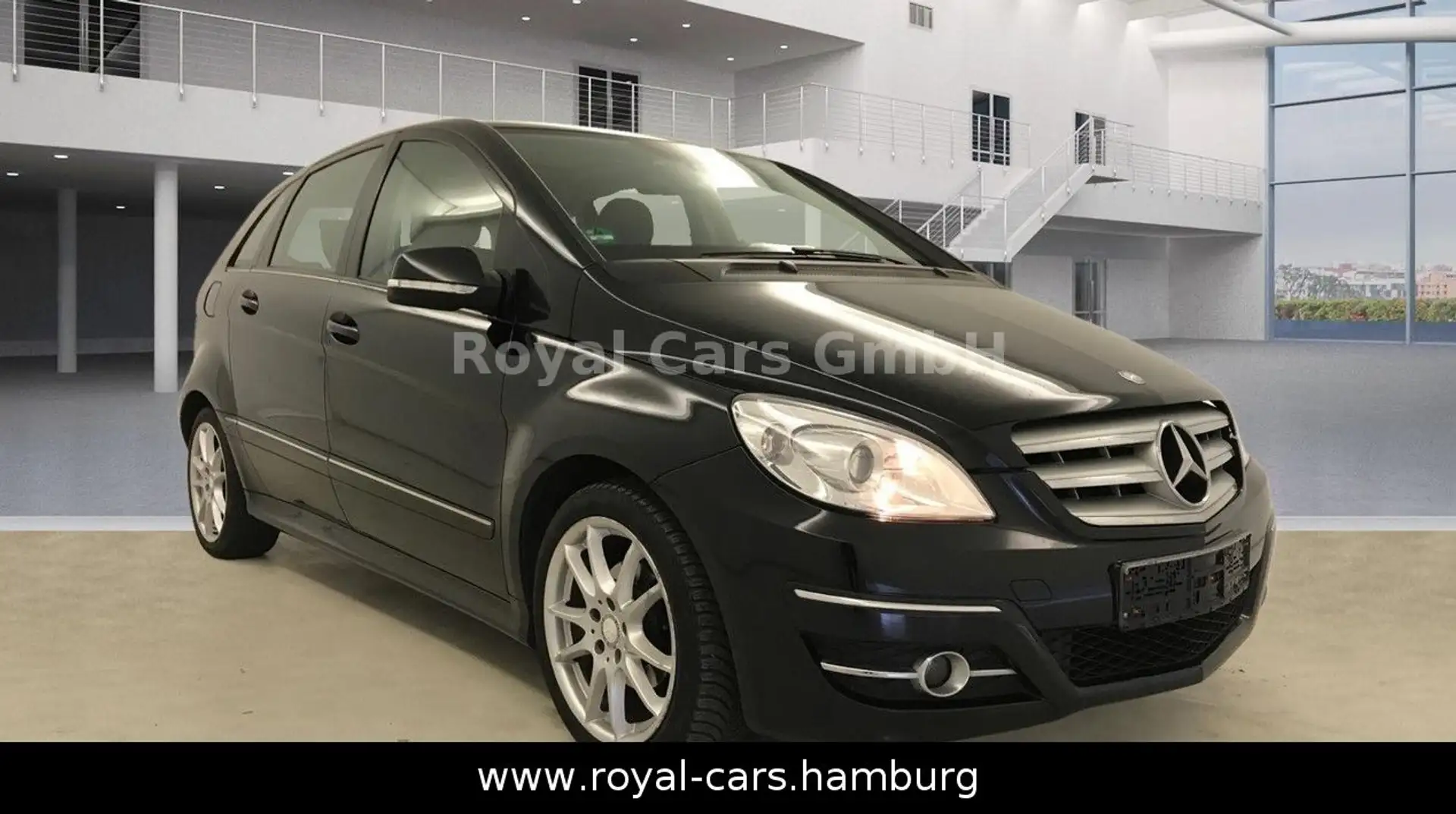 Mercedes-Benz B 150 KLIMA*SHZ*LEDER*PANO*AHK*ALLWETTER* Noir - 2