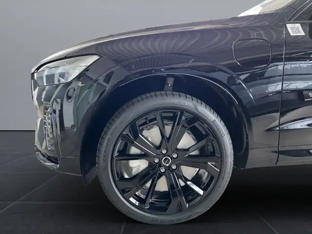Volvo XC60 Black Edition Ultra, T6 AWD Plug-in Hybrid, Elektrisch/Benzi Ansicht 20
