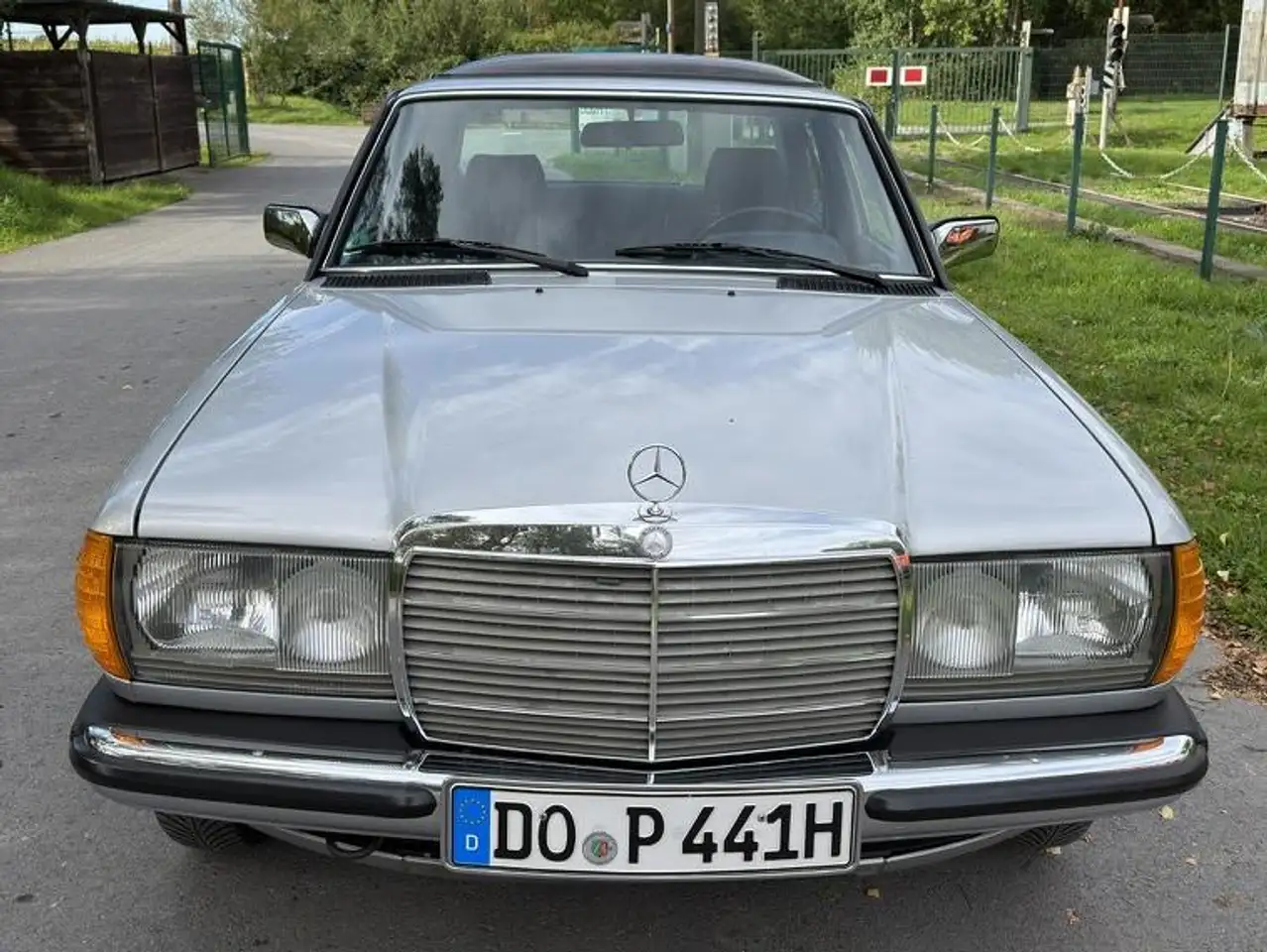 Mercedes-Benz E 200 200, foto 3