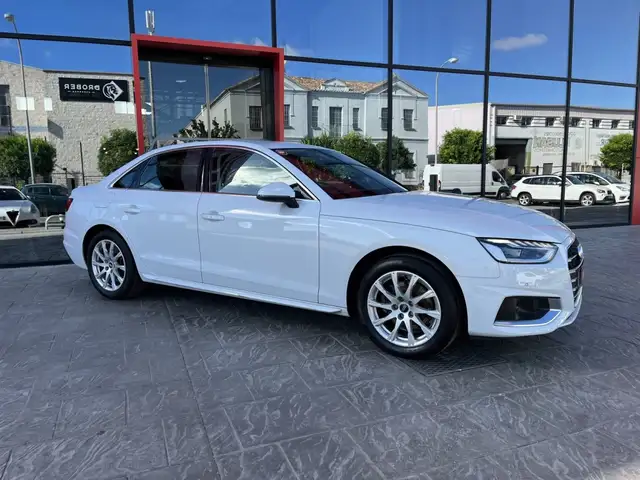 Audi A4 view 5