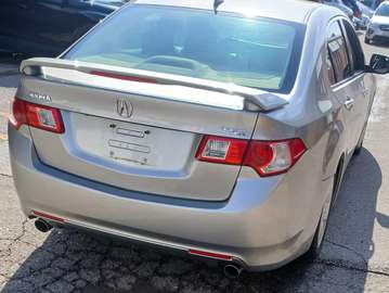 4dr Sdn Auto w-Premium Pkg