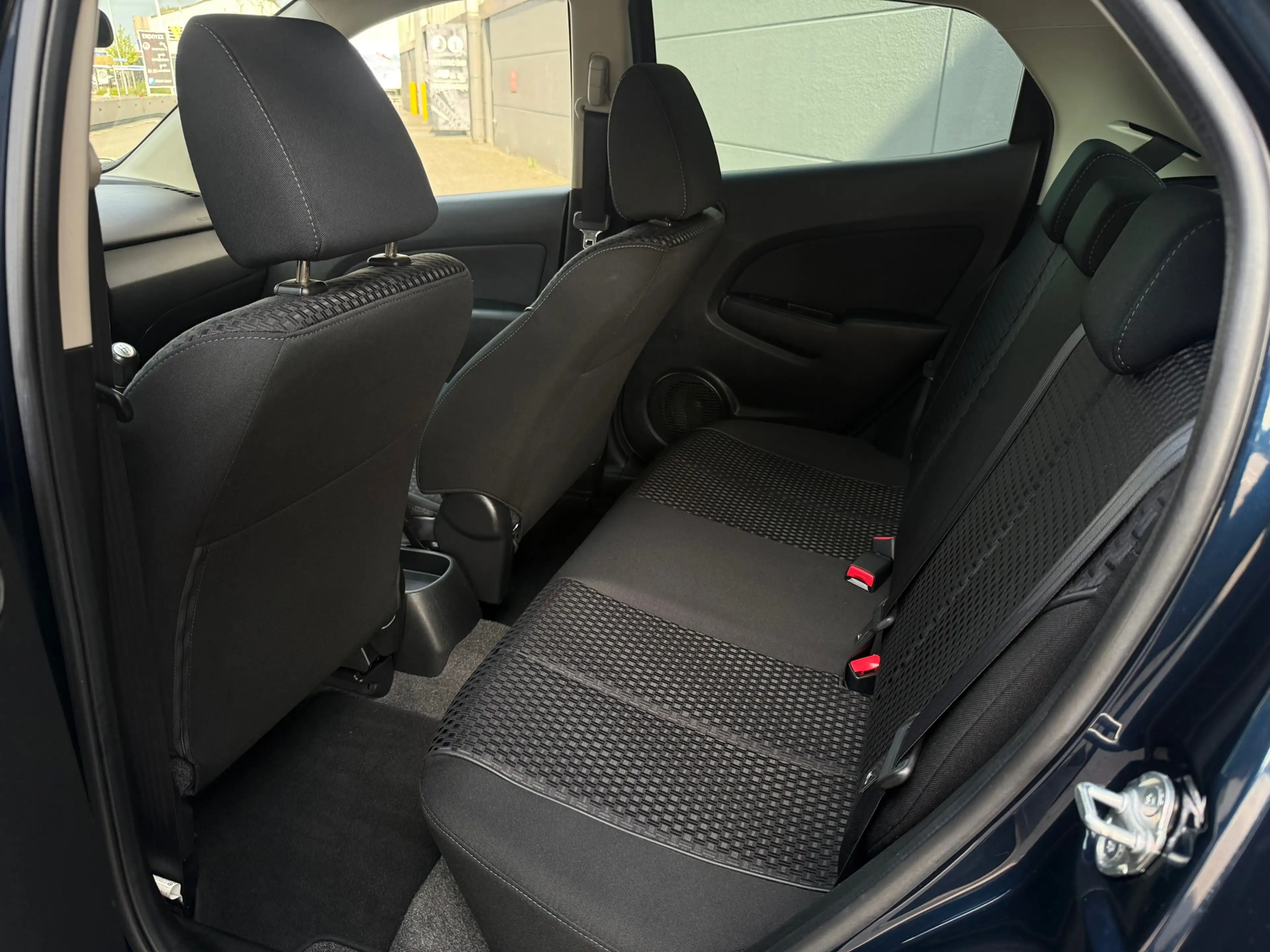 Mazda 2 1.3 Silver Edition GT*StoelVerwaming*NAVI*Park-Sen — photo 9