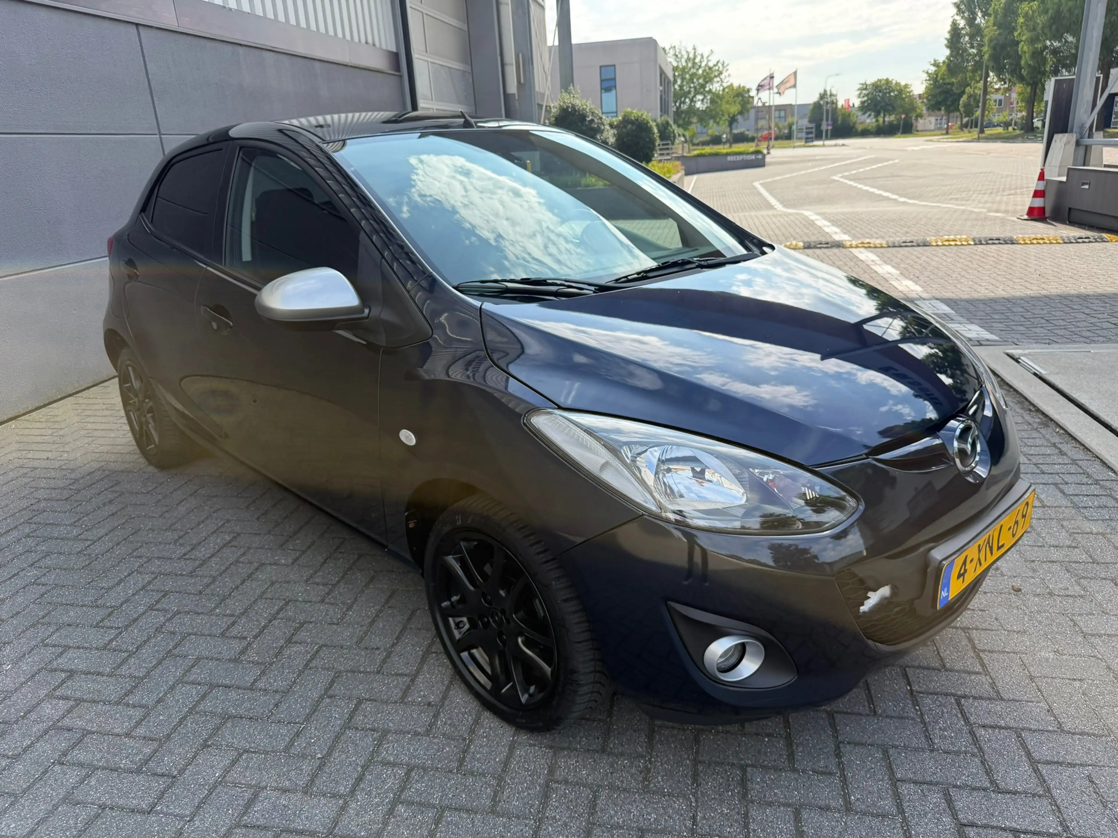Mazda 2 1.3 Silver Edition GT*StoelVerwaming*NAVI*Park-Sen — photo 3