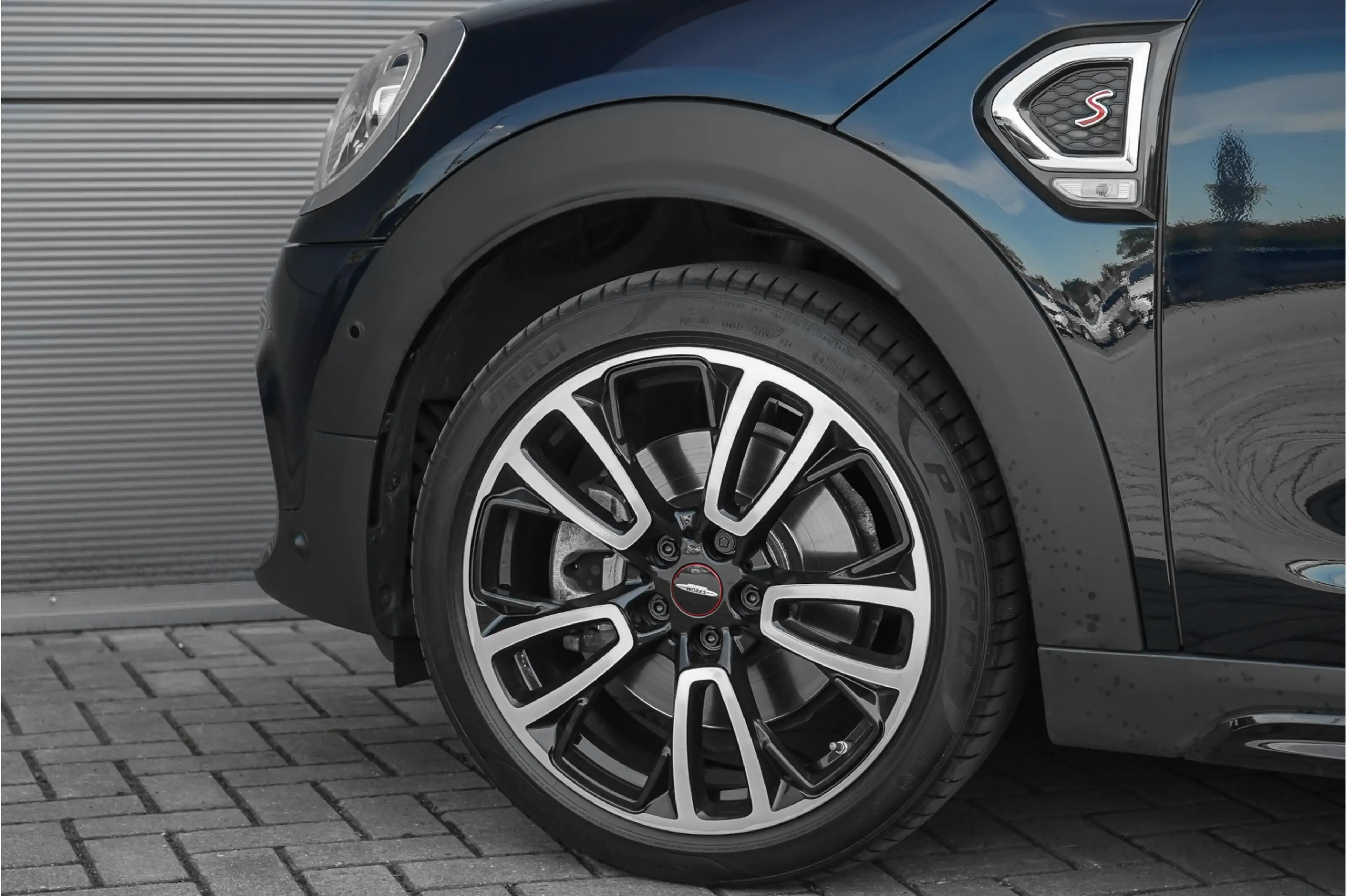MINI John Cooper Works Countryman Mini 2.0 S JCW Pack Pano H/K Camera 19" — photo 20